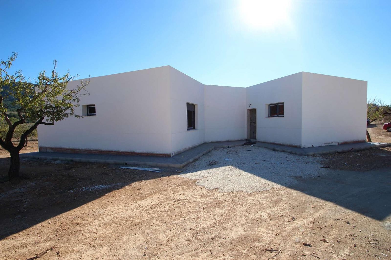Resale - 4 Bedroom 2 Bathroom Villa in Hondón de las Nieves - - Alicante Resale - 4 Bedroom 2 Bathroom Villa in Hondón de las Nieves - - Alicante