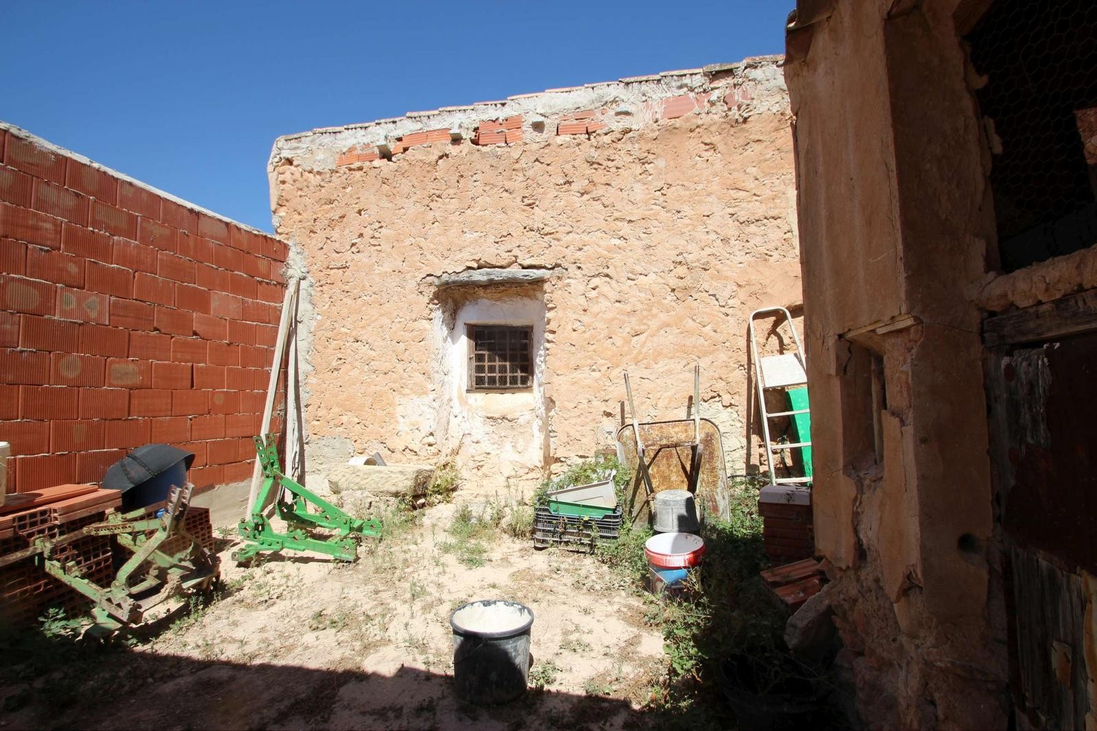 Resale - 3 Bedroom 1 Bathroom Country house in Yecla - - Murcia Resale - 3 Bedroom 1 Bathroom Country house in Yecla - - Murcia