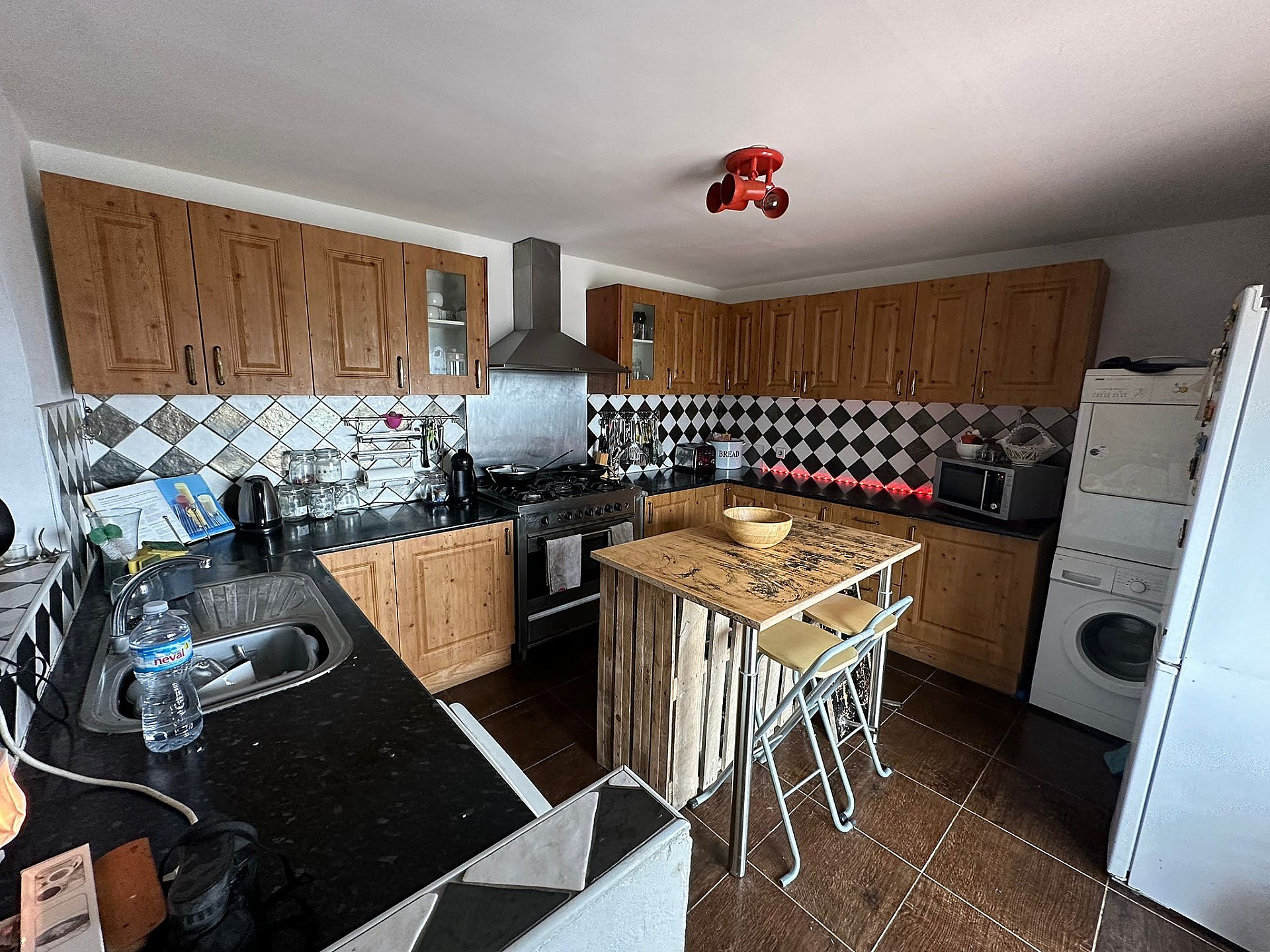 Sold - 4 Bedroom 1 Bathroom Villa in Yecla - - Murcia Sold - 4 Bedroom 1 Bathroom Villa in Yecla - - Murcia