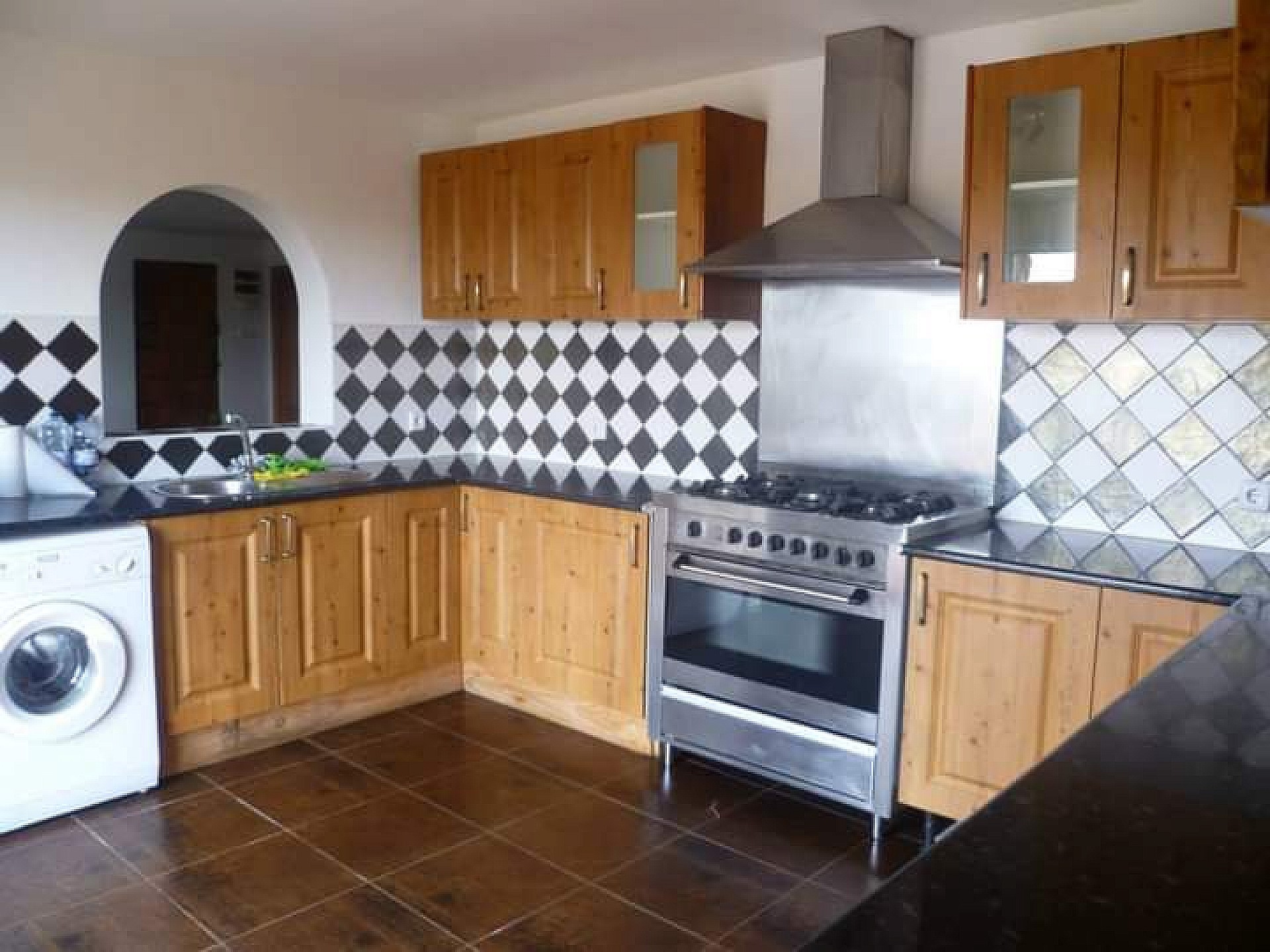 Sold - 4 Bedroom 1 Bathroom Villa in Yecla - - Murcia Sold - 4 Bedroom 1 Bathroom Villa in Yecla - - Murcia