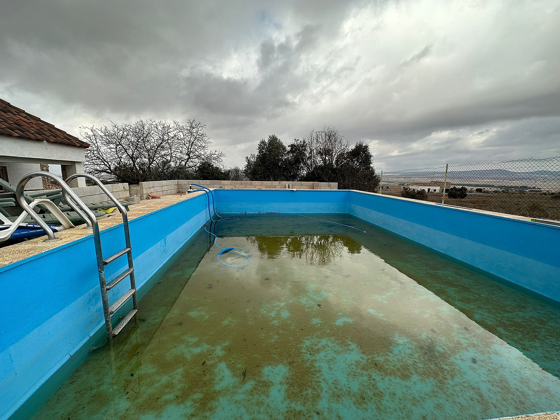 Sold - 4 Bedroom 1 Bathroom Villa in Yecla - - Murcia Sold - 4 Bedroom 1 Bathroom Villa in Yecla - - Murcia