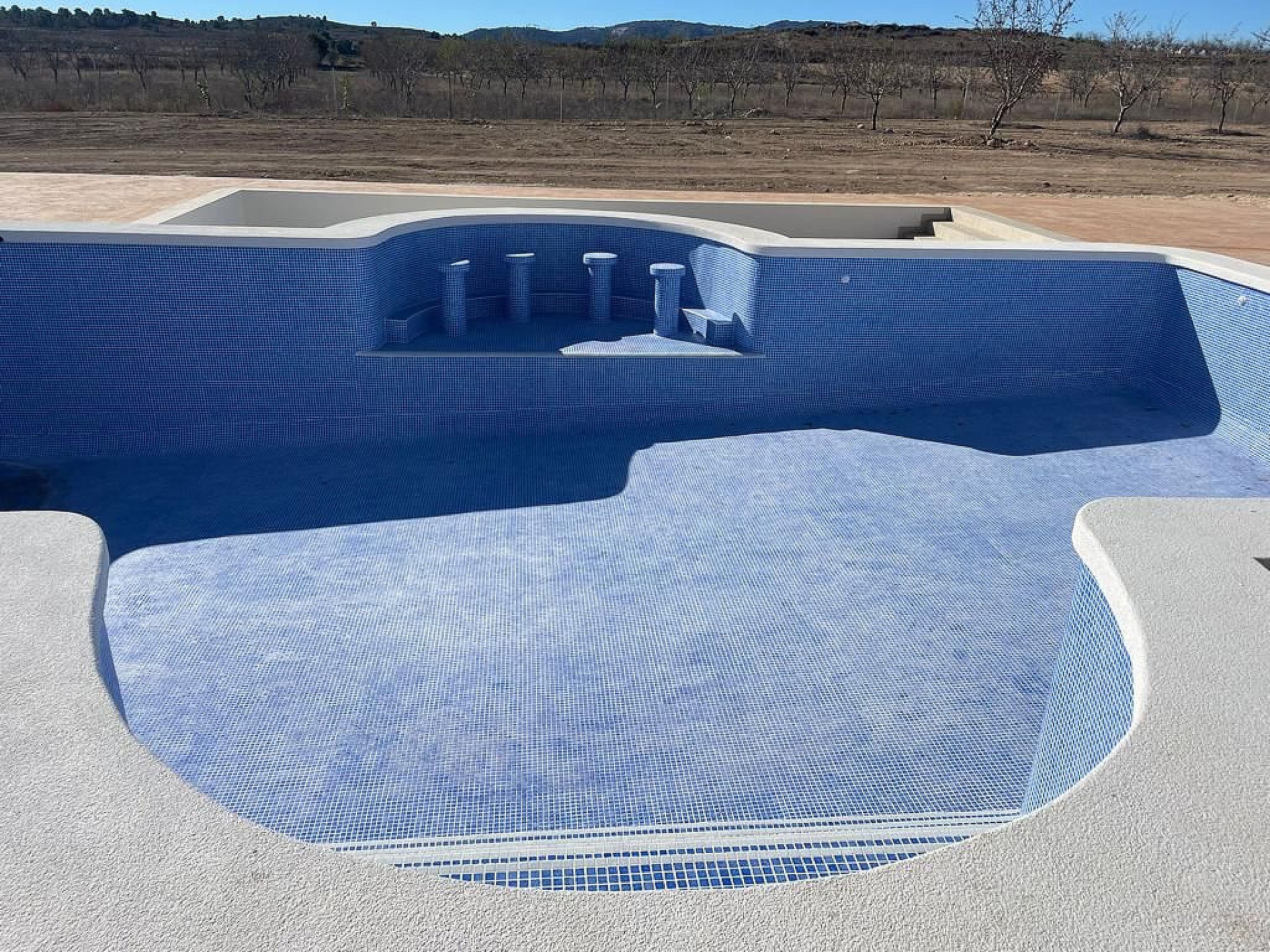 Resale - 6 Bedroom 4 Bathroom Villa in Pinoso - - Alicante Resale - 6 Bedroom 4 Bathroom Villa in Pinoso - - Alicante