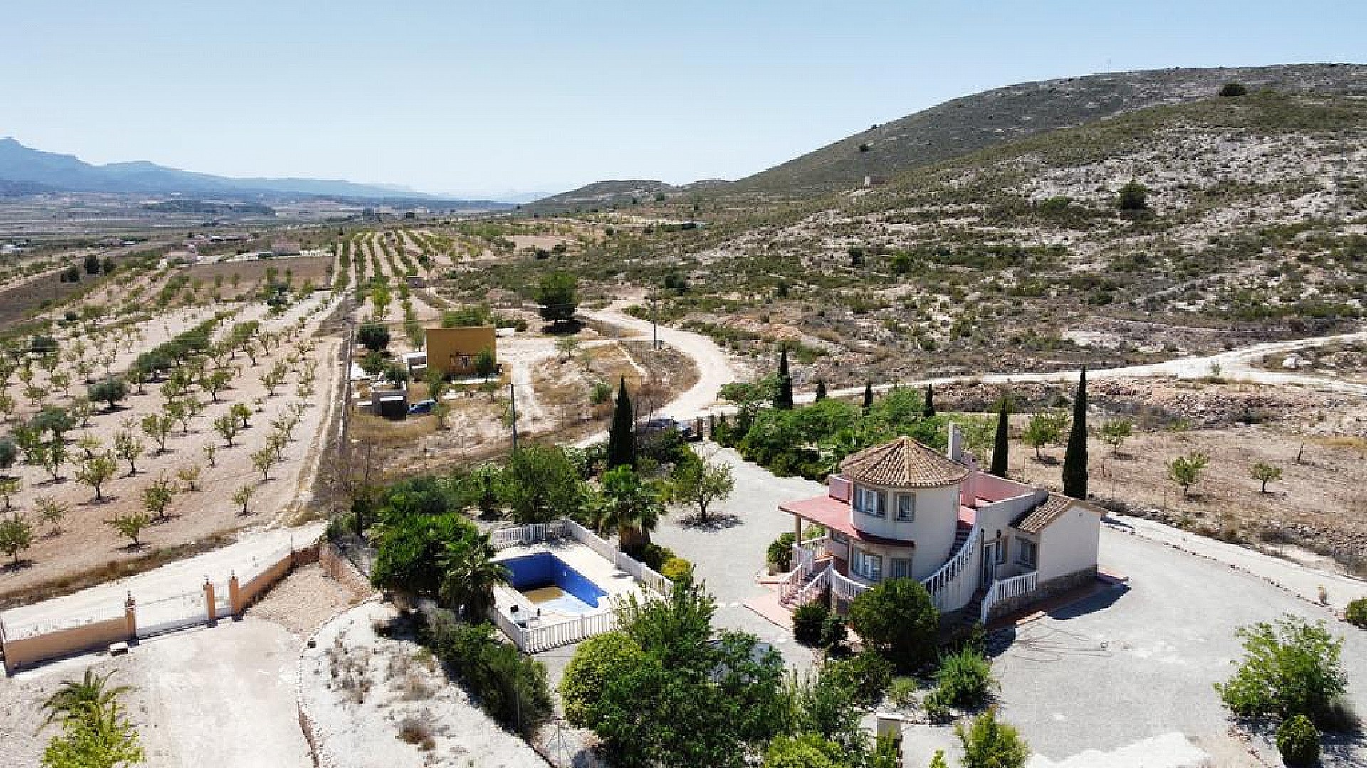Sold - 4 Bedroom 3 Bathroom Villa in Pinoso - - Alicante Sold - 4 Bedroom 3 Bathroom Villa in Pinoso - - Alicante
