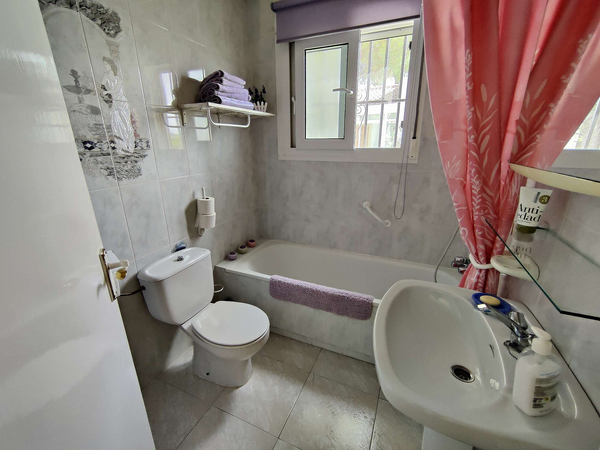 Resale - 3 Bedroom 3 Bathroom Villa in Tibi - - Alicante Resale - 3 Bedroom 3 Bathroom Villa in Tibi - - Alicante