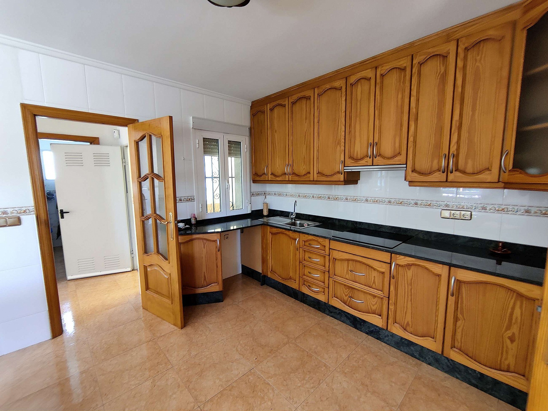 Resale - 3 Bedroom 2 Bathroom Villa in Crevillente - - Alicante Resale - 3 Bedroom 2 Bathroom Villa in Crevillente - - Alicante