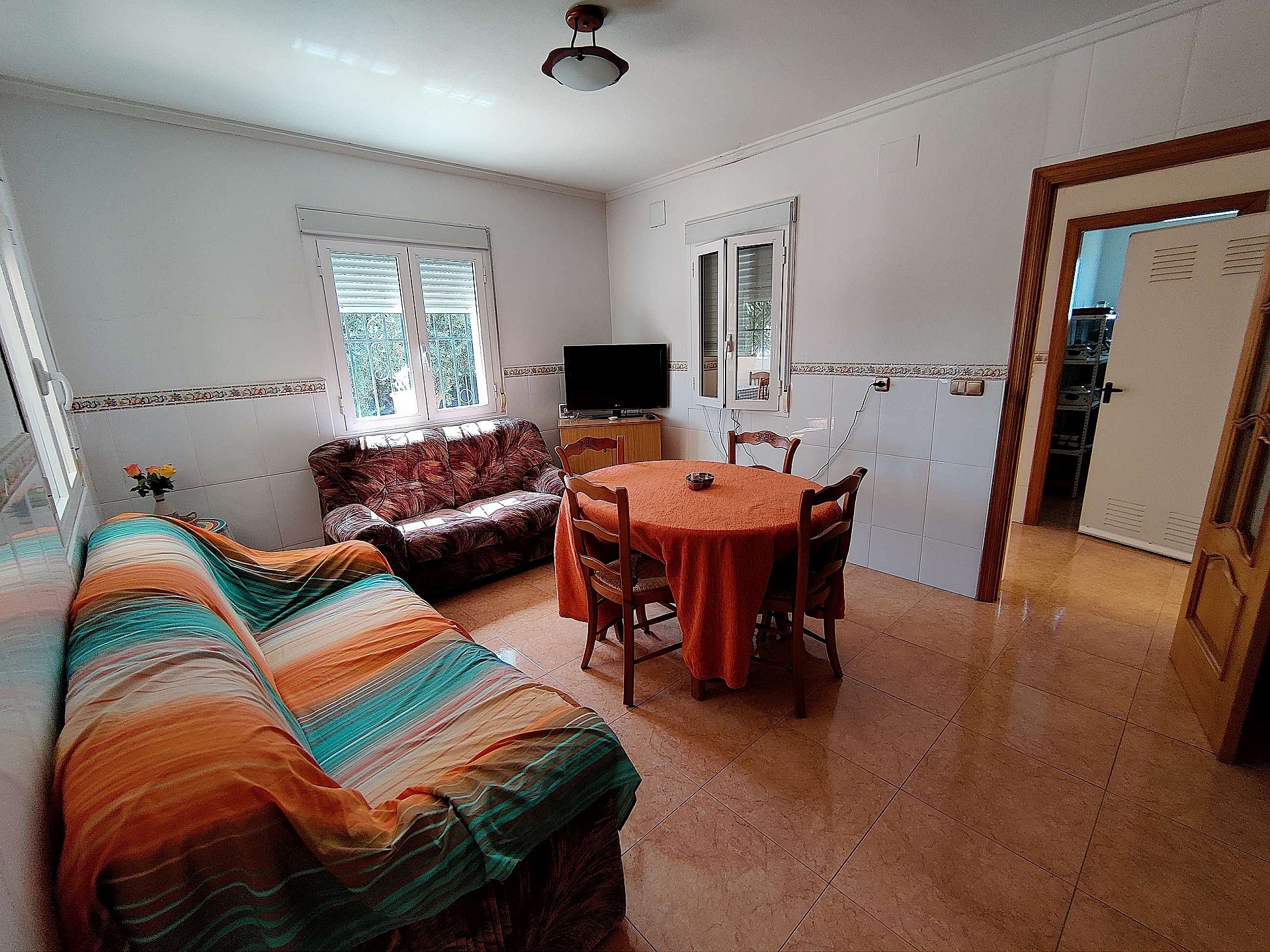 Resale - 3 Bedroom 2 Bathroom Villa in Crevillente - - Alicante Resale - 3 Bedroom 2 Bathroom Villa in Crevillente - - Alicante
