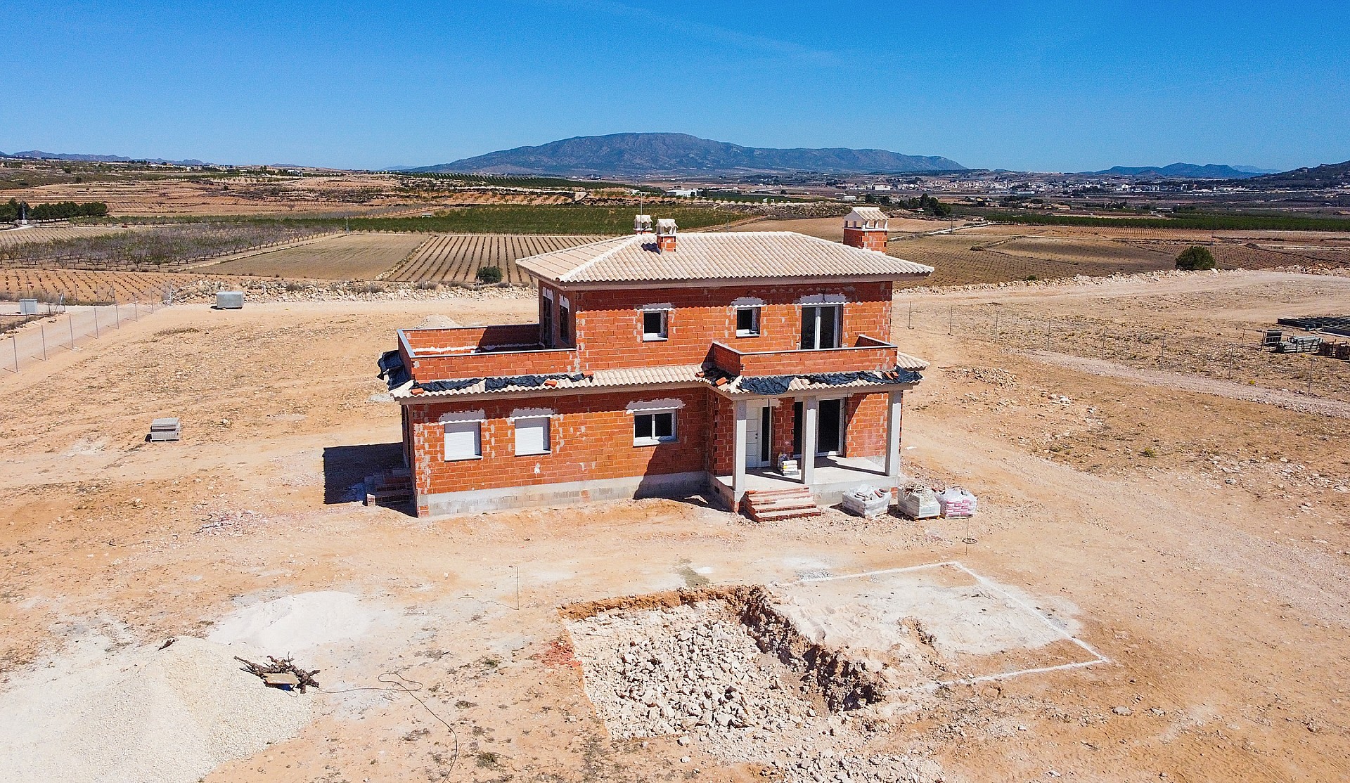 Sold - 4 Bedroom 3 Bathroom Villa in Pinoso - - Alicante Sold - 4 Bedroom 3 Bathroom Villa in Pinoso - - Alicante