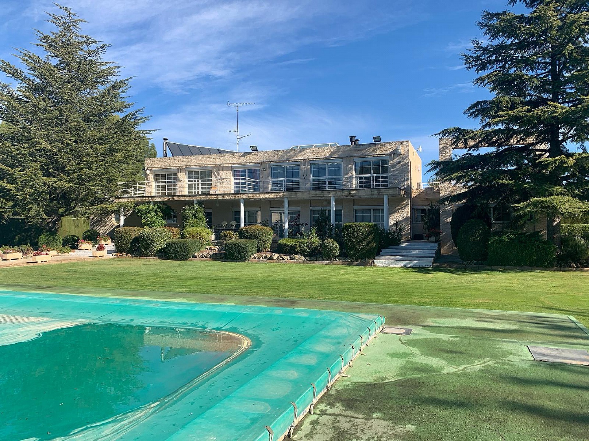 Sold - 5 Bedroom 4 Bathroom Villa in Villena - - Alicante Sold - 5 Bedroom 4 Bathroom Villa in Villena - - Alicante
