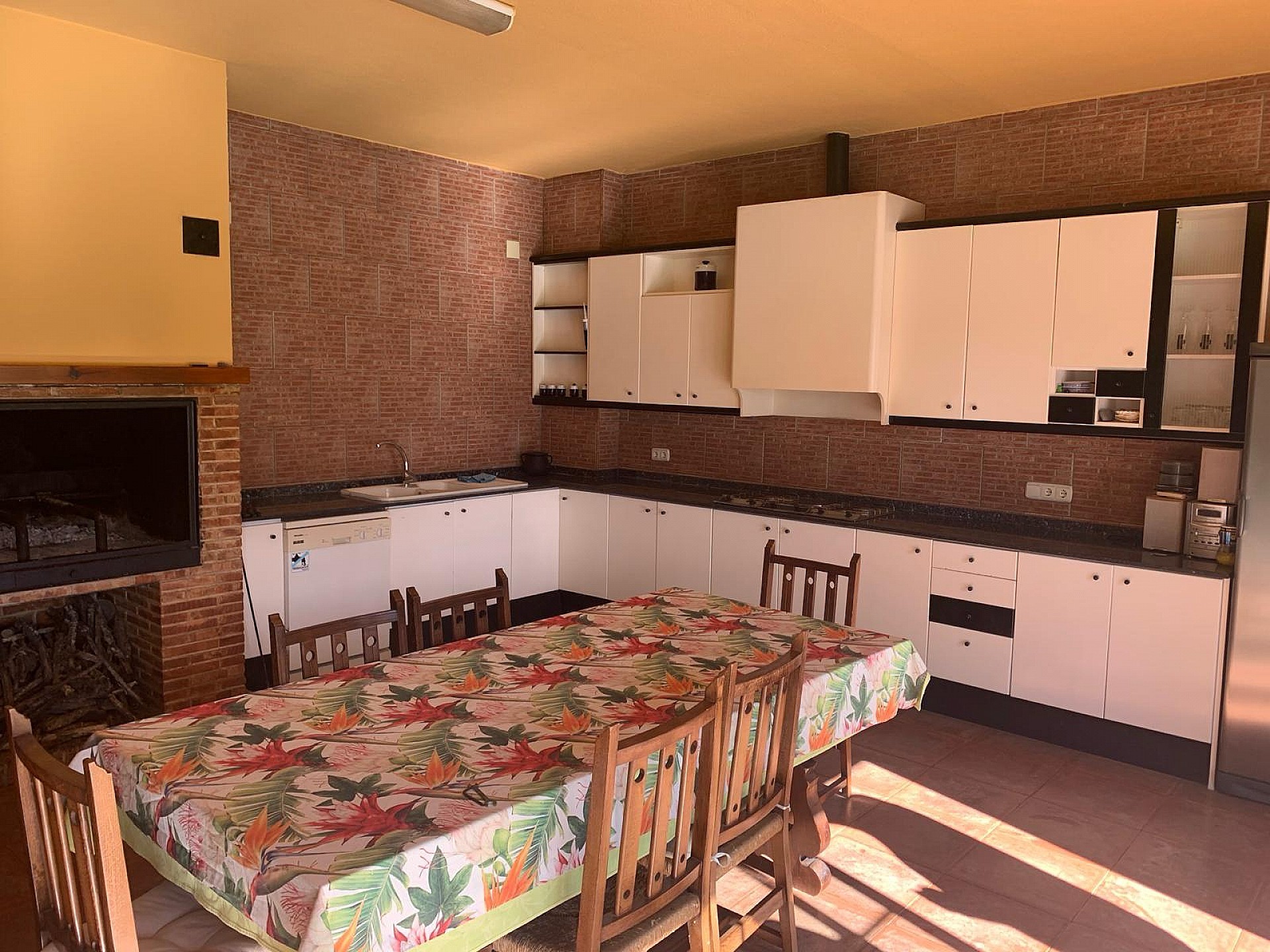 Sold - 5 Bedroom 4 Bathroom Villa in Villena - - Alicante Sold - 5 Bedroom 4 Bathroom Villa in Villena - - Alicante