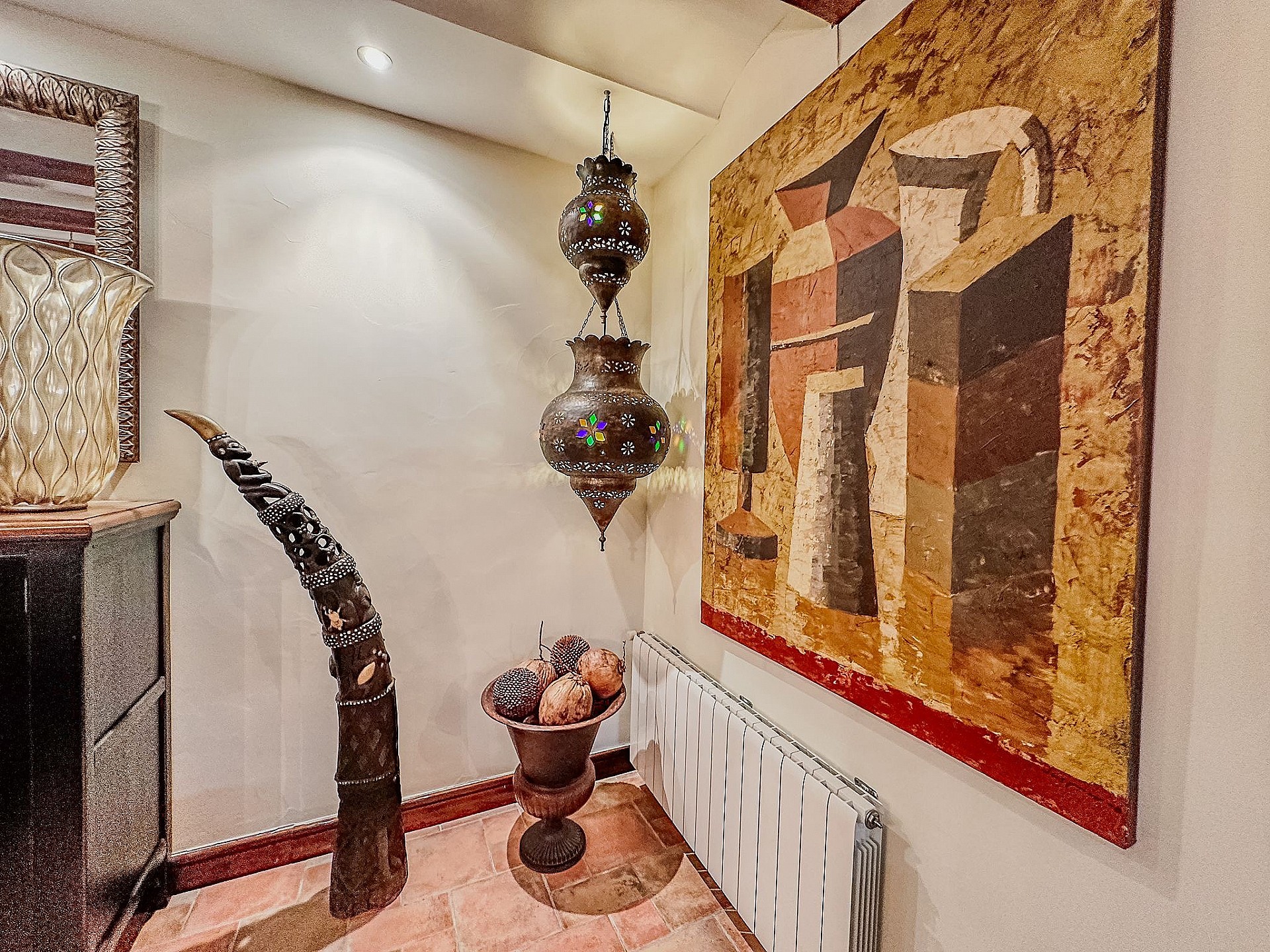 Resale - 5 Bedroom 5 Bathroom Villa in Elda - - Alicante Resale - 5 Bedroom 5 Bathroom Villa in Elda - - Alicante