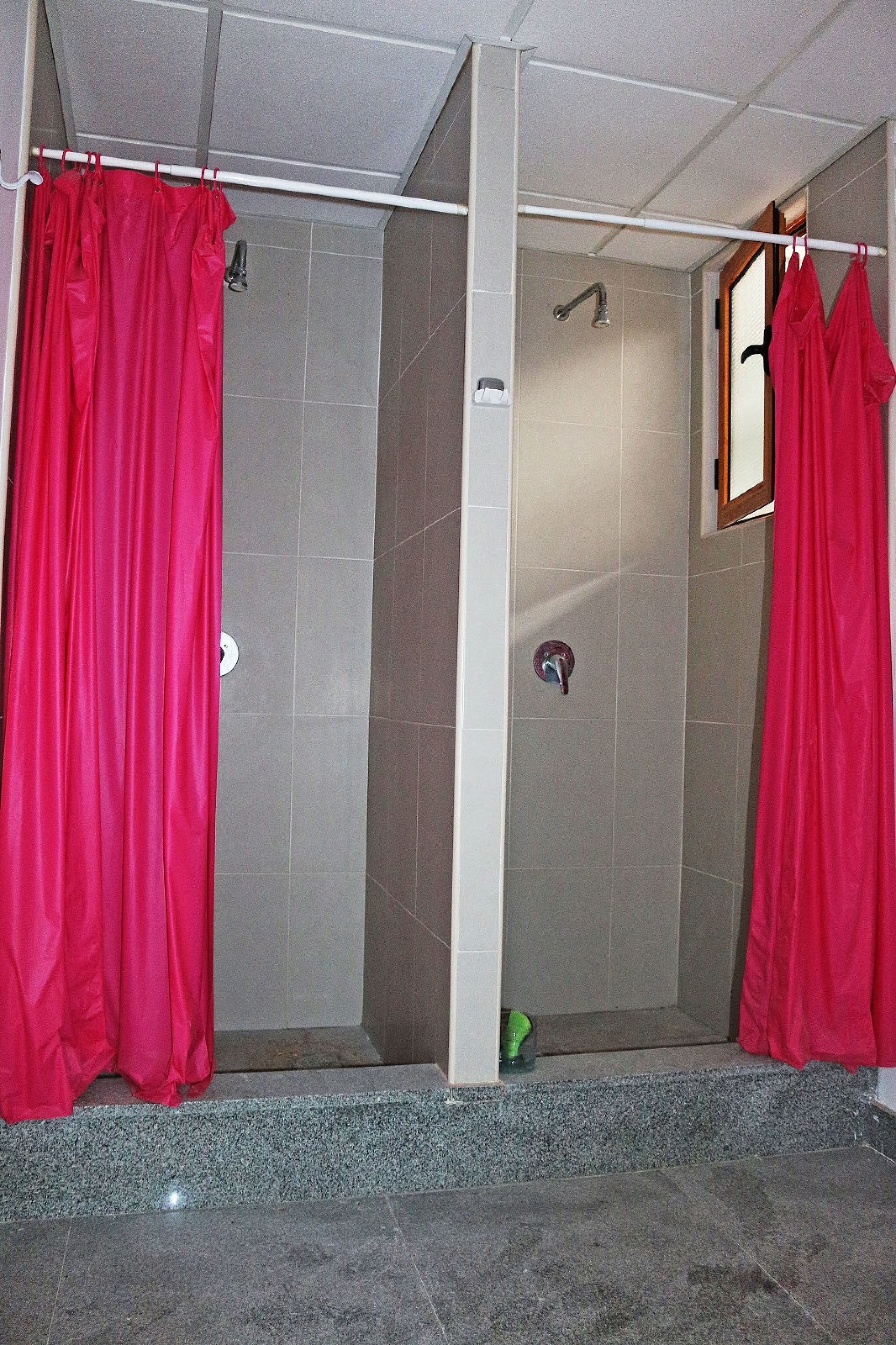 Resale - Commercial in Pinoso - - Alicante Resale - Commercial in Pinoso - - Alicante