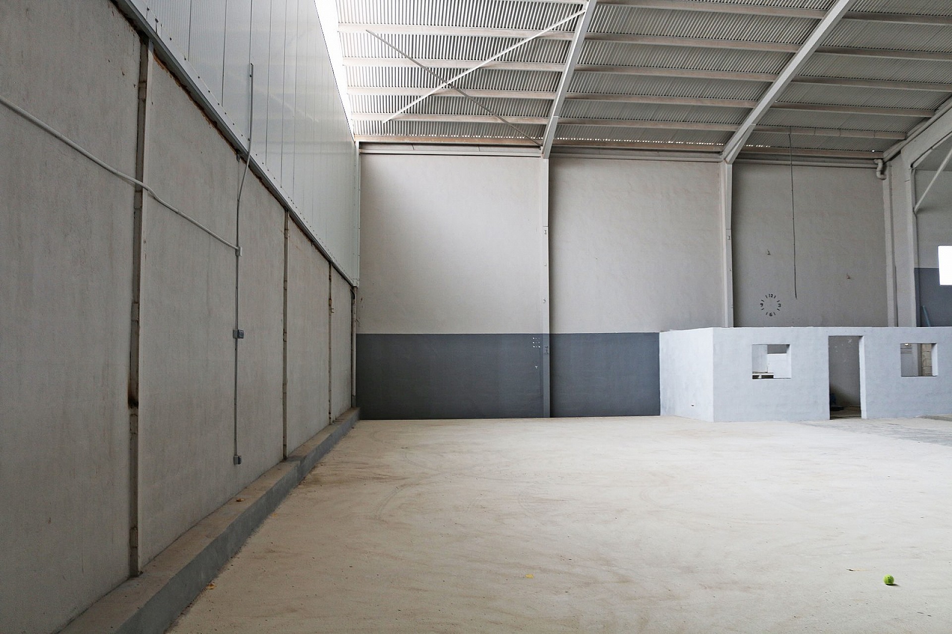 Resale - Commercial in Pinoso - - Alicante Resale - Commercial in Pinoso - - Alicante