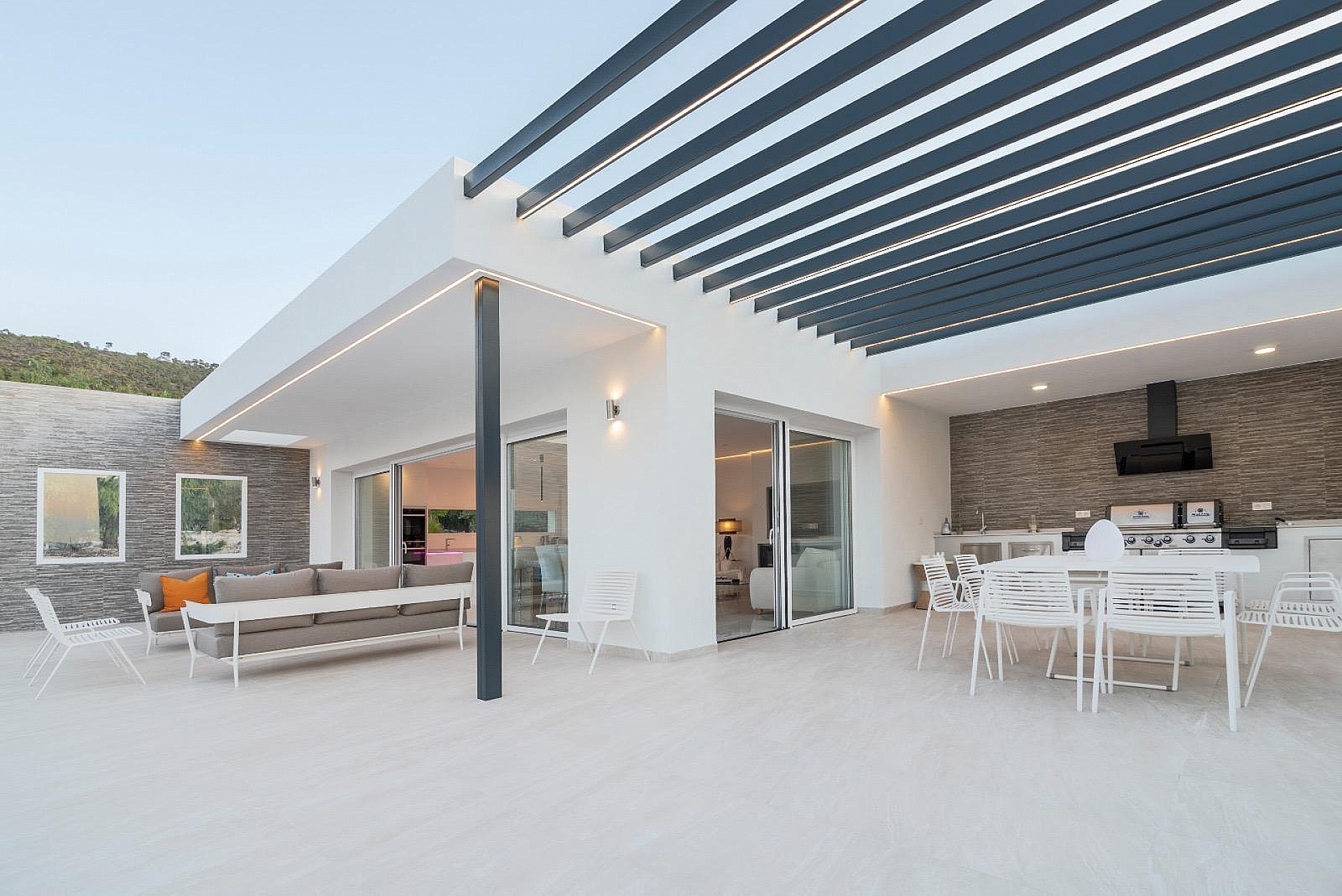 Sold - 5 Bedroom 6 Bathroom Villa in Pinoso - - Alicante Sold - 5 Bedroom 6 Bathroom Villa in Pinoso - - Alicante