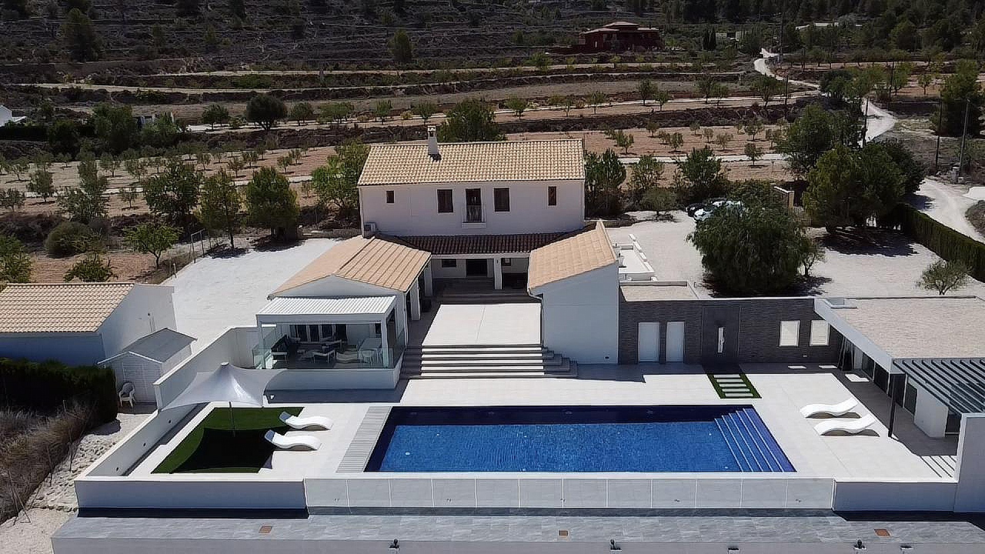 Sold - 5 Bedroom 6 Bathroom Villa in Pinoso - - Alicante Sold - 5 Bedroom 6 Bathroom Villa in Pinoso - - Alicante