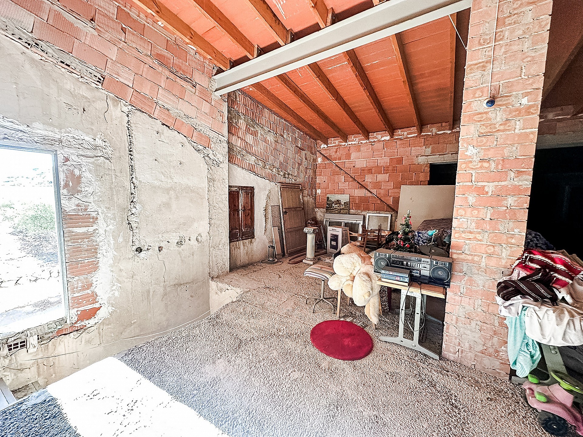 Resale - 5 Bedroom 2 Bathroom Townhouse in Pinoso - - Alicante Resale - 5 Bedroom 2 Bathroom Townhouse in Pinoso - - Alicante