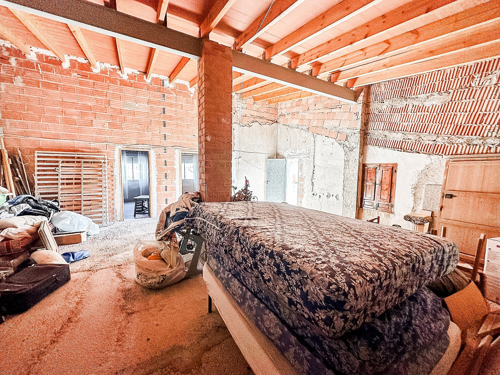 Resale - 5 Bedroom 2 Bathroom Townhouse in Pinoso - - Alicante Resale - 5 Bedroom 2 Bathroom Townhouse in Pinoso - - Alicante