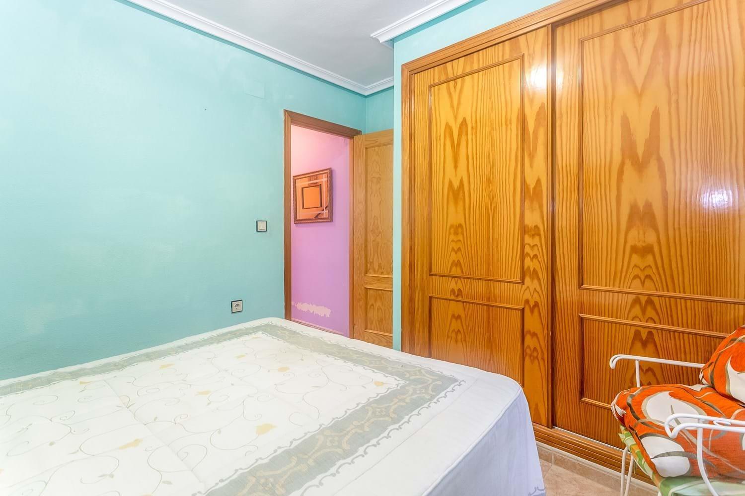 Resale - 3 Bedroom 2 Bathroom Chalet in Orihuela Costa - La Zenia- Orihuela costa - Alicante Resale - 3 Bedroom 2 Bathroom Chalet in Orihuela Costa - La Zenia- Orihuela costa - Alicante