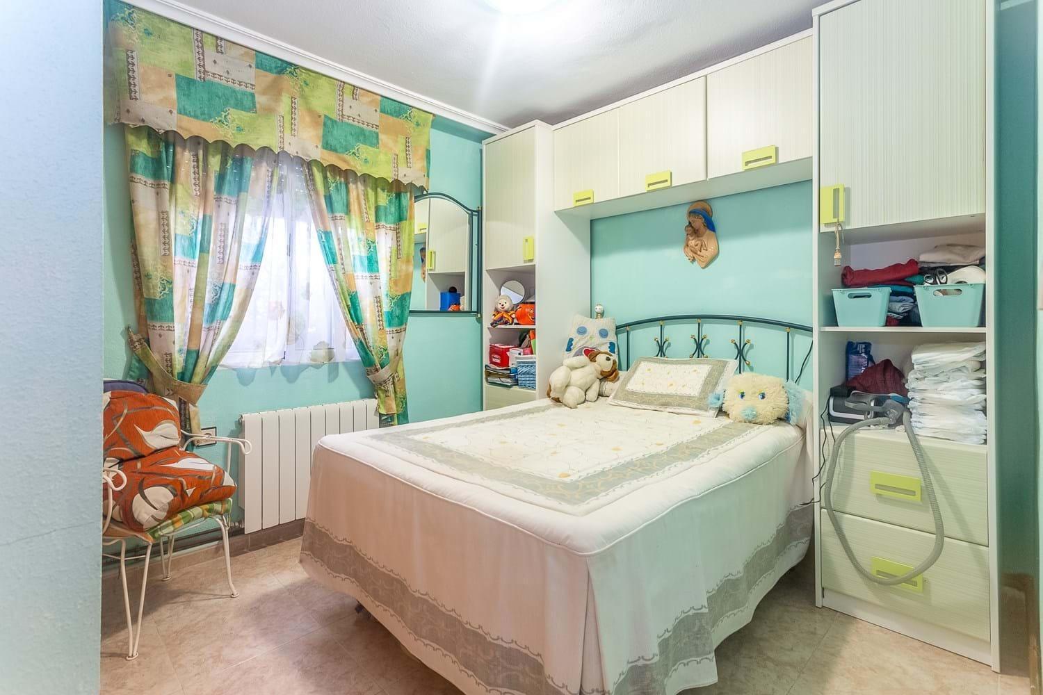 Resale - 3 Bedroom 2 Bathroom Chalet in Orihuela Costa - La Zenia- Orihuela costa - Alicante Resale - 3 Bedroom 2 Bathroom Chalet in Orihuela Costa - La Zenia- Orihuela costa - Alicante