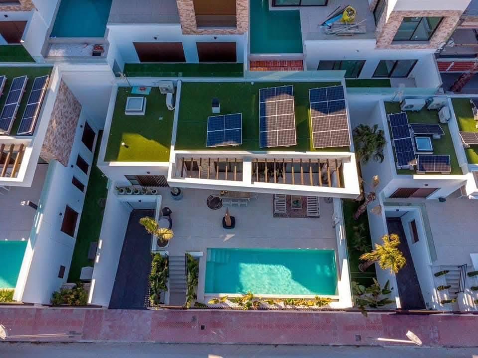 Resale - 4 bed 3 bath villa with private pool and garage in ciudad quesada - - Resale - 4 bed 3 bath villa with private pool and garage in ciudad quesada - -