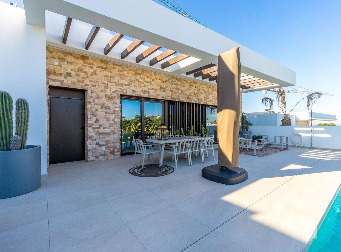 4 bed 3 bath villa with private pool and garage in ciudad quesada 
