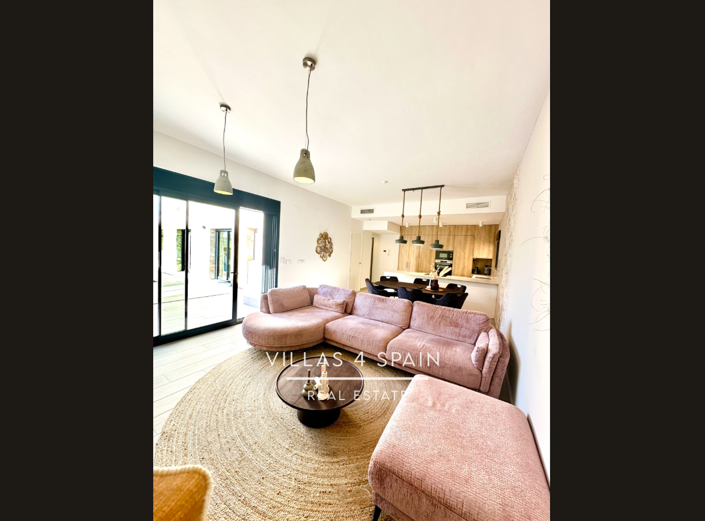 Resale - 3 Bed 2 Bath Villa with Private Pool and Parking in Algorfa - La finca golf Polígono Sector III-Campo de Go - Alicante Resale - 3 Bed 2 Bath Villa with Private Pool and Parking in Algorfa - La finca golf Polígono Sector III-Campo de Go - Alicante