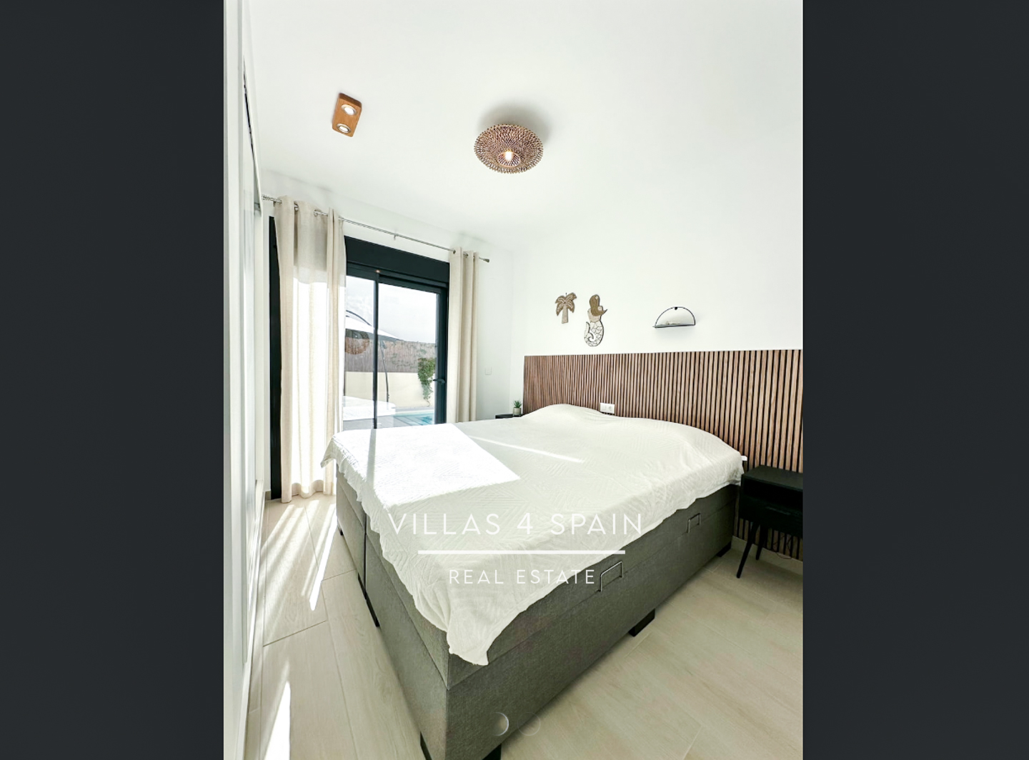 Resale - 3 Bed 2 Bath Villa with Private Pool and Parking in Algorfa - La finca golf Polígono Sector III-Campo de Go - Alicante Resale - 3 Bed 2 Bath Villa with Private Pool and Parking in Algorfa - La finca golf Polígono Sector III-Campo de Go - Alicante