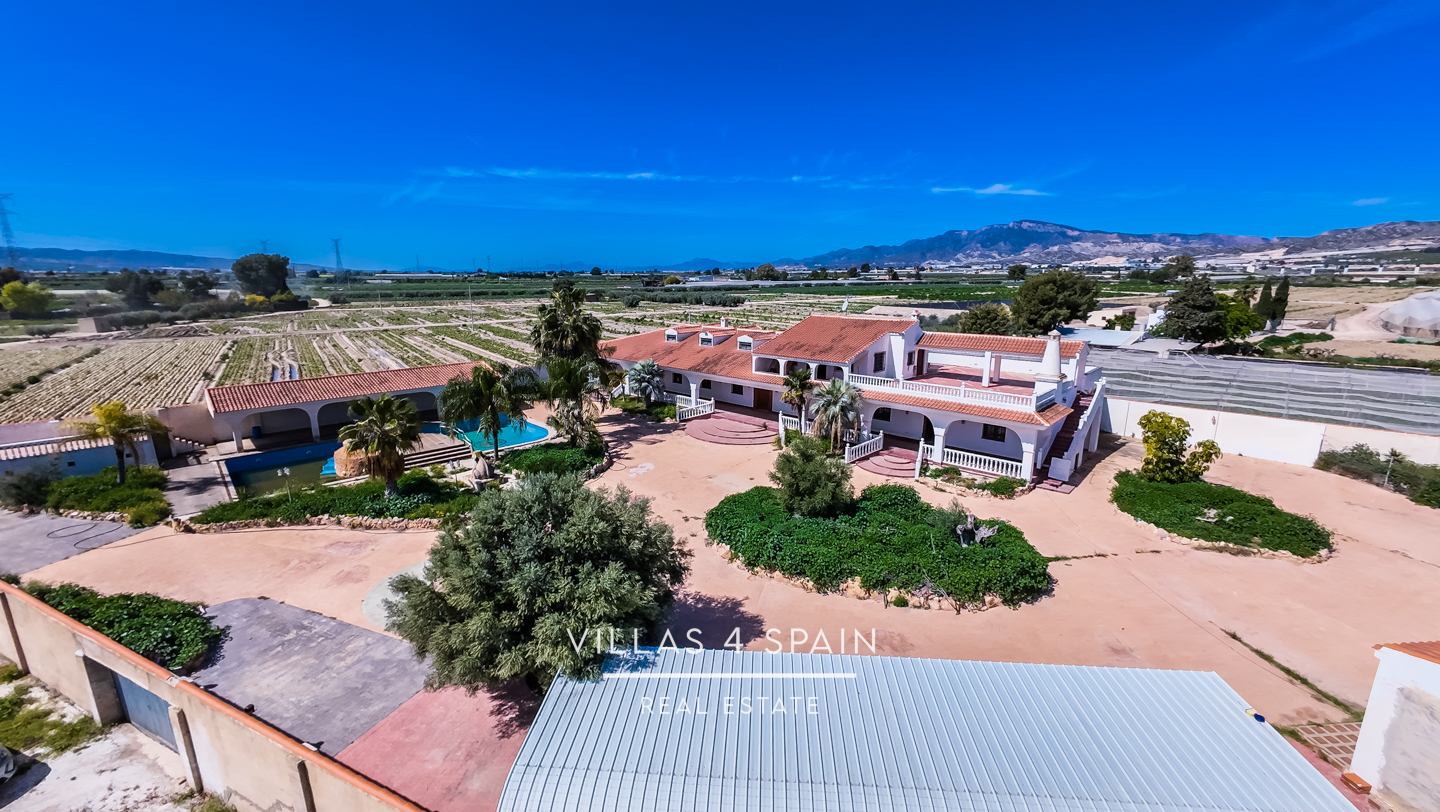Resale - 9 Bed 7 Bath Villa with Private Pool and large garden in Totana - Cmo de las Piezas Viejas - Murcia Resale - 9 Bed 7 Bath Villa with Private Pool and large garden in Totana - Cmo de las Piezas Viejas - Murcia