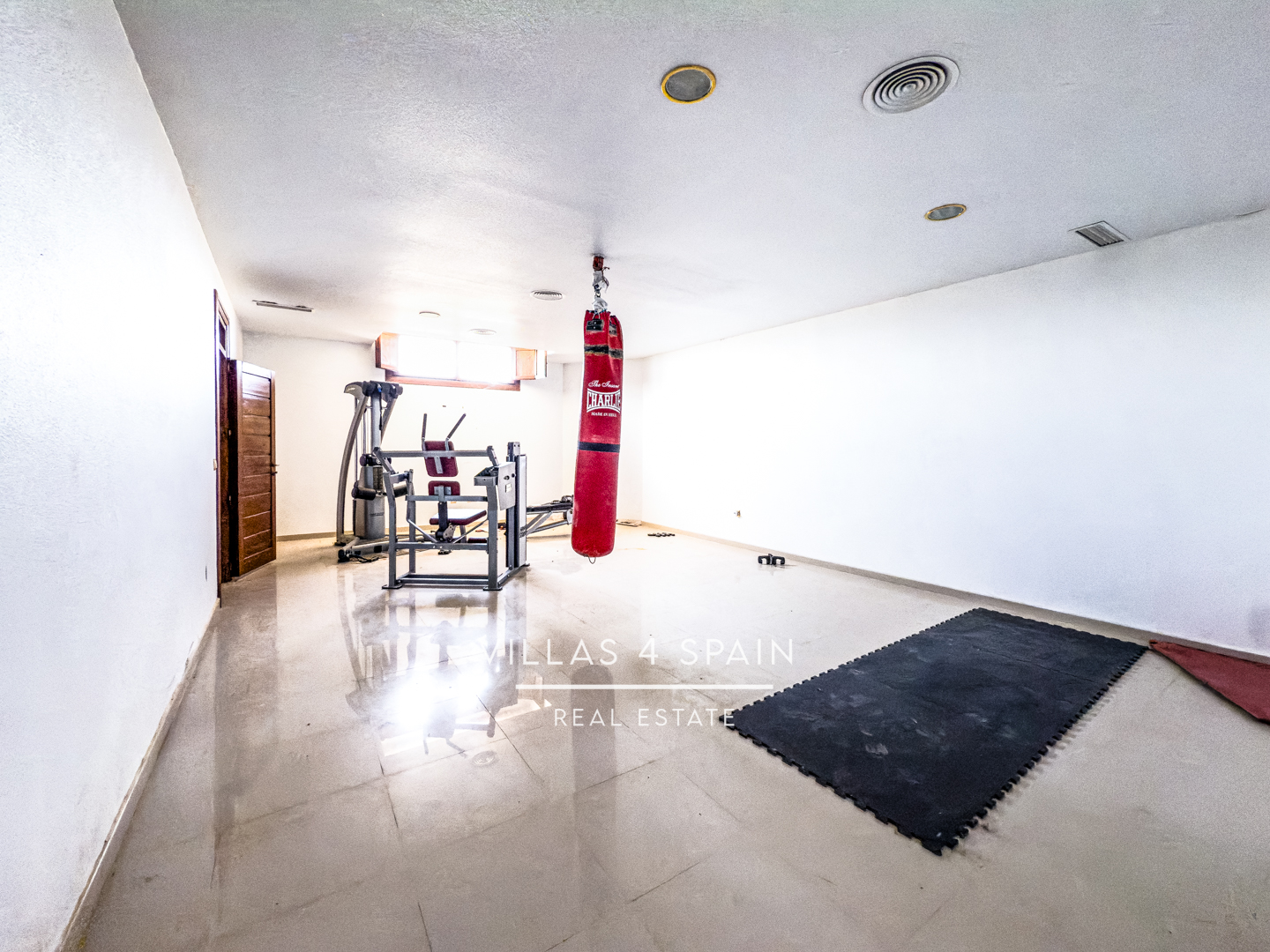 Resale - 9 Bed 7 Bath Villa with Private Pool and large garden in Totana - Cmo de las Piezas Viejas - Murcia Resale - 9 Bed 7 Bath Villa with Private Pool and large garden in Totana - Cmo de las Piezas Viejas - Murcia
