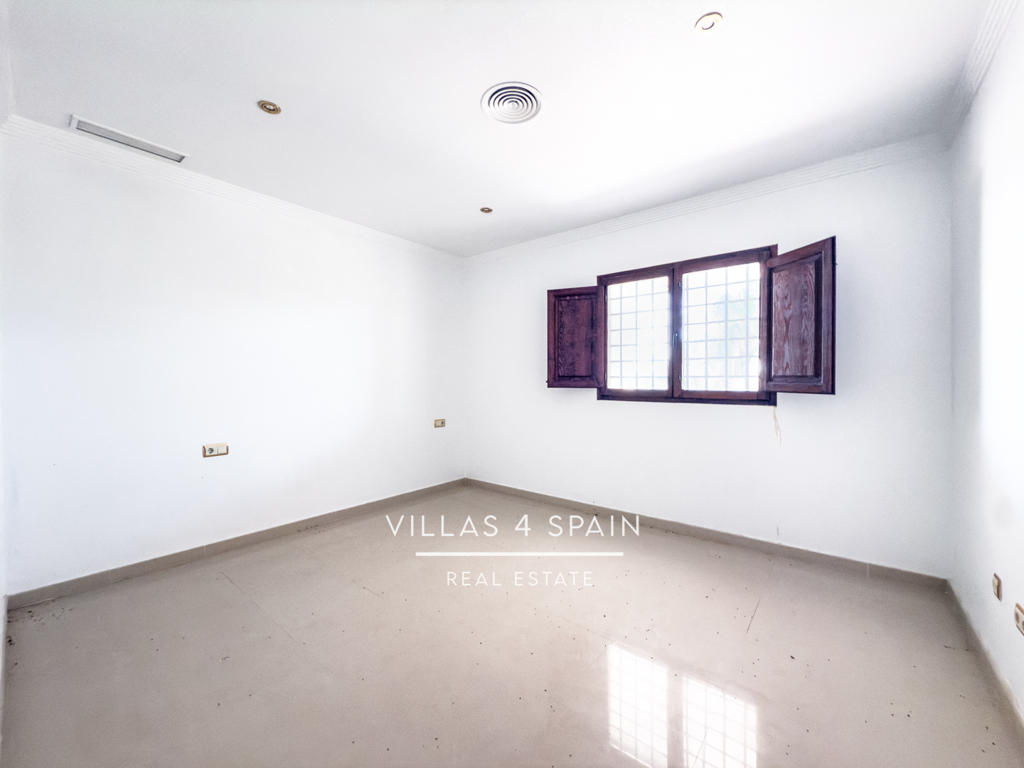 Resale - 9 Bed 7 Bath Villa with Private Pool and large garden in Totana - Cmo de las Piezas Viejas - Murcia Resale - 9 Bed 7 Bath Villa with Private Pool and large garden in Totana - Cmo de las Piezas Viejas - Murcia