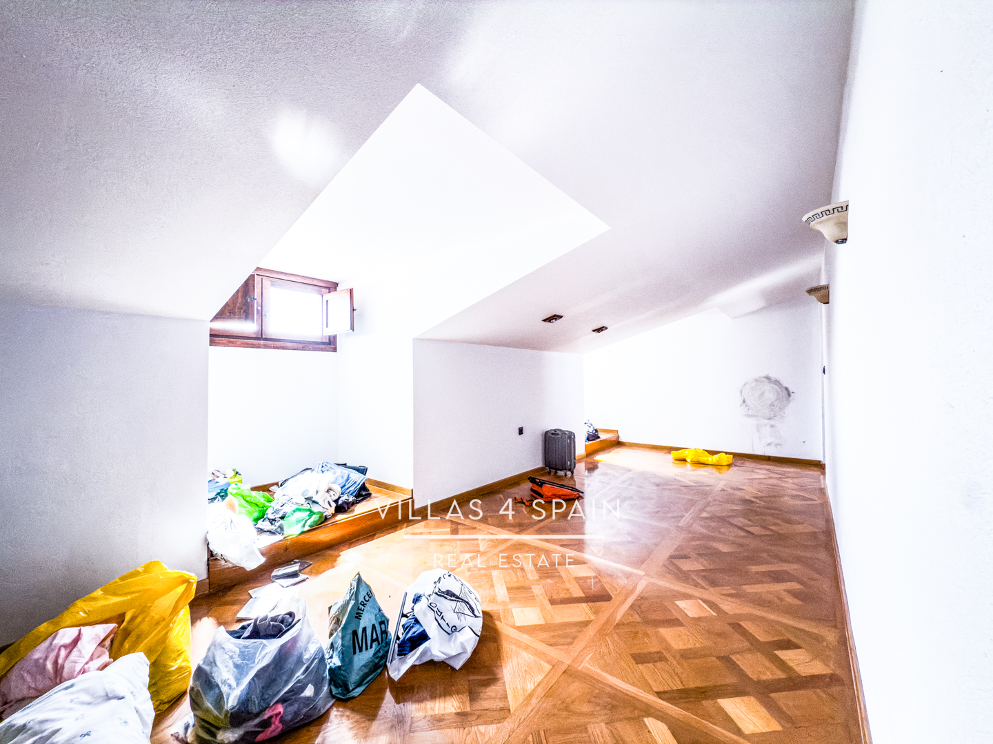 Resale - 9 Bed 7 Bath Villa with Private Pool and large garden in Totana - Cmo de las Piezas Viejas - Murcia Resale - 9 Bed 7 Bath Villa with Private Pool and large garden in Totana - Cmo de las Piezas Viejas - Murcia