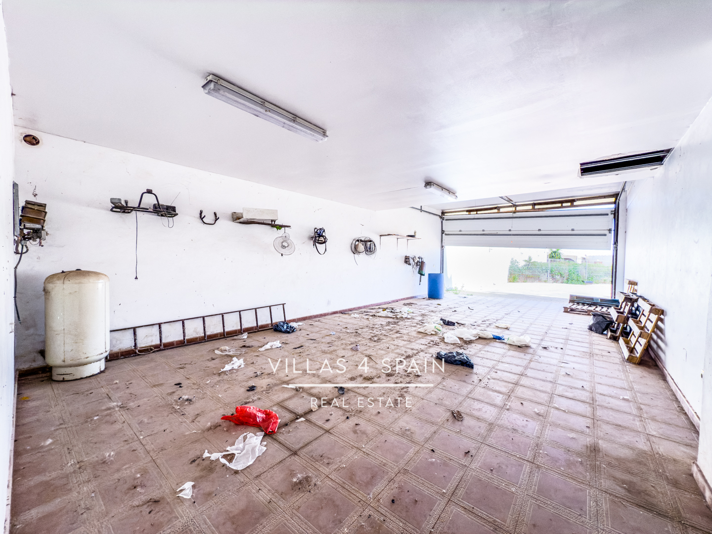 Resale - 9 Bed 7 Bath Villa with Private Pool and large garden in Totana - Cmo de las Piezas Viejas - Murcia Resale - 9 Bed 7 Bath Villa with Private Pool and large garden in Totana - Cmo de las Piezas Viejas - Murcia