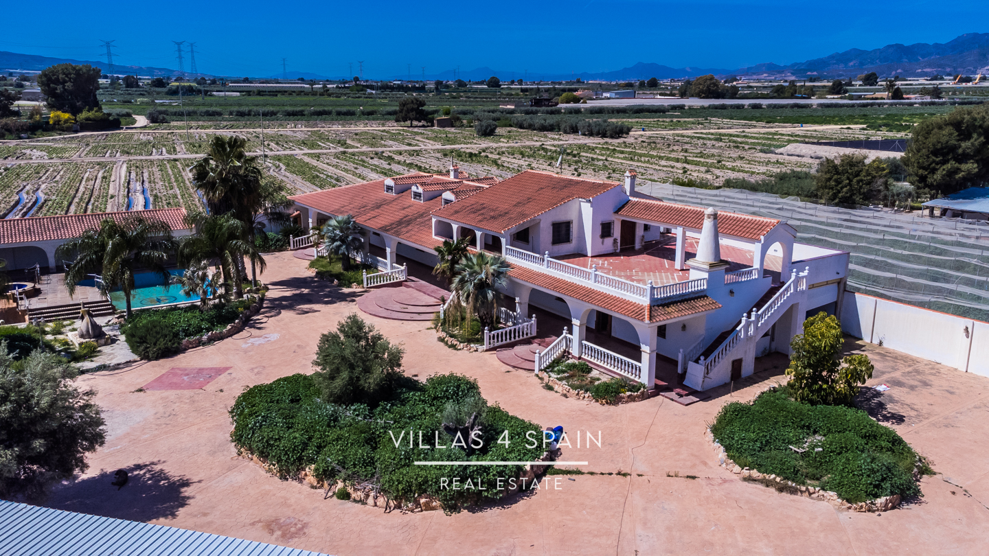 Resale - 9 Bed 7 Bath Villa with Private Pool and large garden in Totana - Cmo de las Piezas Viejas - Murcia Resale - 9 Bed 7 Bath Villa with Private Pool and large garden in Totana - Cmo de las Piezas Viejas - Murcia
