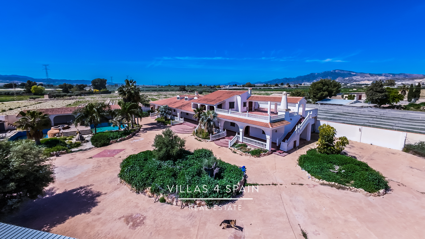 Resale - 9 Bed 7 Bath Villa with Private Pool and large garden in Totana - Cmo de las Piezas Viejas - Murcia Resale - 9 Bed 7 Bath Villa with Private Pool and large garden in Totana - Cmo de las Piezas Viejas - Murcia