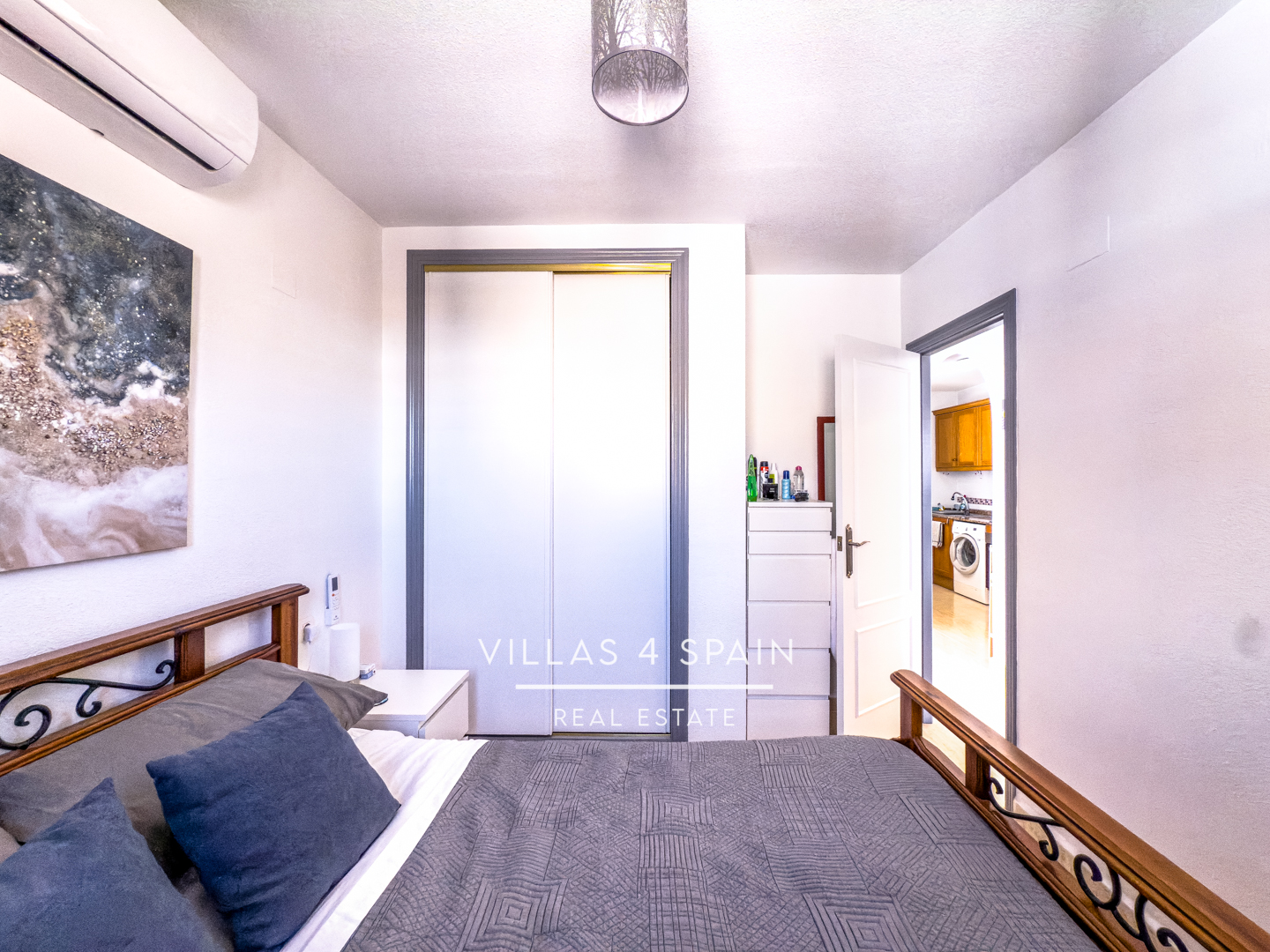 Resale - 2 bed apartment with roof terrace in El Galan, Villamartin - calle el pedrero - Alicante Resale - 2 bed apartment with roof terrace in El Galan, Villamartin - calle el pedrero - Alicante