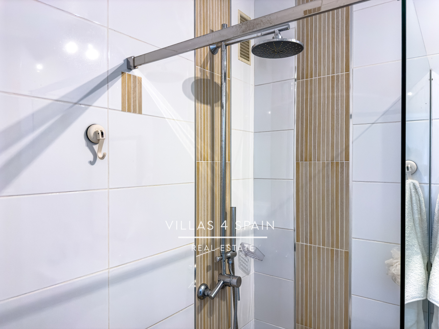 Resale - 2 bed apartment with roof terrace in El Galan, Villamartin - calle el pedrero - Alicante Resale - 2 bed apartment with roof terrace in El Galan, Villamartin - calle el pedrero - Alicante