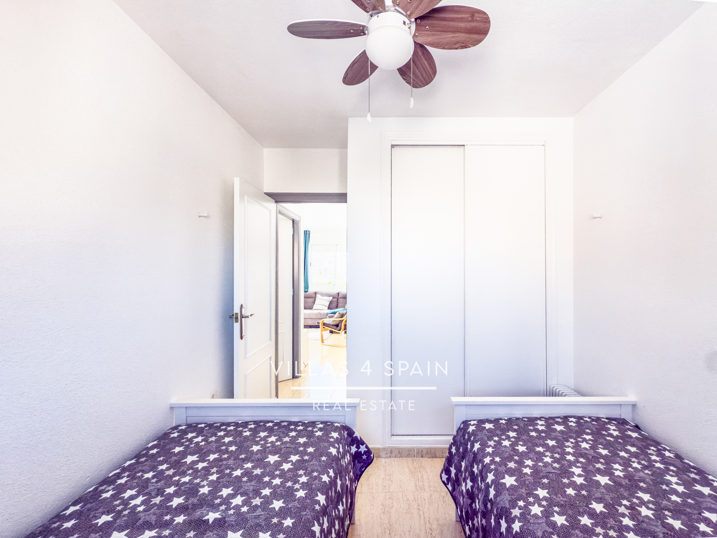 Resale - 2 bed apartment with roof terrace in El Galan, Villamartin - calle el pedrero - Alicante Resale - 2 bed apartment with roof terrace in El Galan, Villamartin - calle el pedrero - Alicante