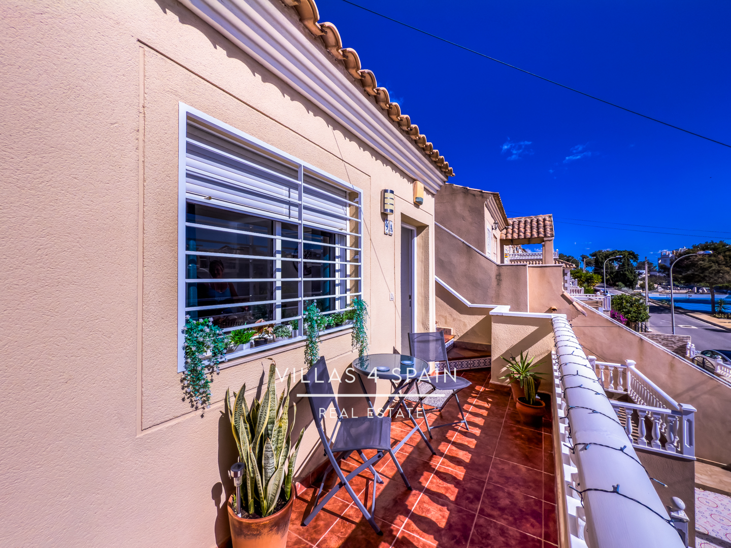 Resale - 2 bed apartment with roof terrace in El Galan, Villamartin - calle el pedrero - Alicante Resale - 2 bed apartment with roof terrace in El Galan, Villamartin - calle el pedrero - Alicante