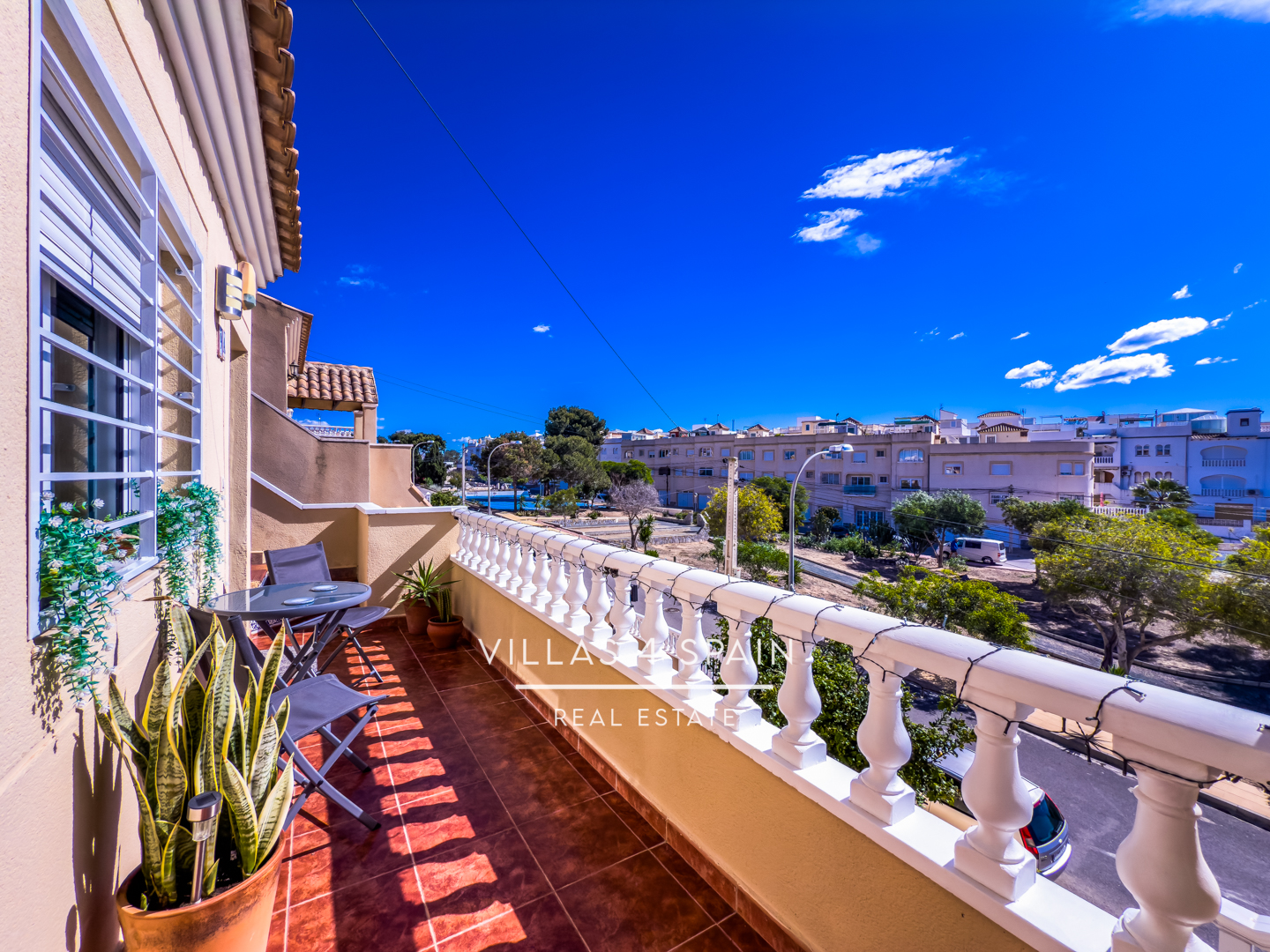Resale - 2 bed apartment with roof terrace in El Galan, Villamartin - calle el pedrero - Alicante Resale - 2 bed apartment with roof terrace in El Galan, Villamartin - calle el pedrero - Alicante
