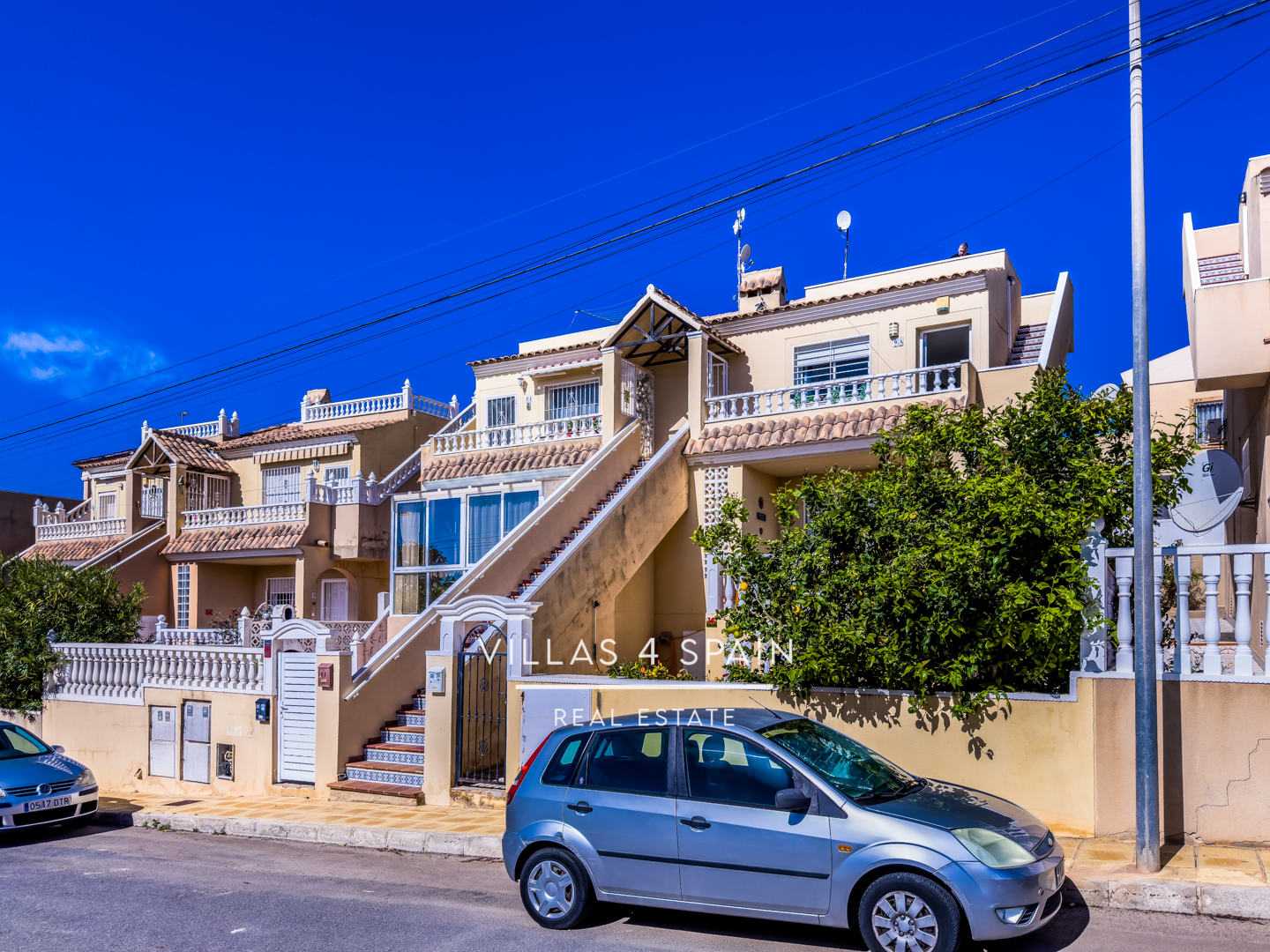Resale - 2 bed apartment with roof terrace in El Galan, Villamartin - calle el pedrero - Alicante Resale - 2 bed apartment with roof terrace in El Galan, Villamartin - calle el pedrero - Alicante
