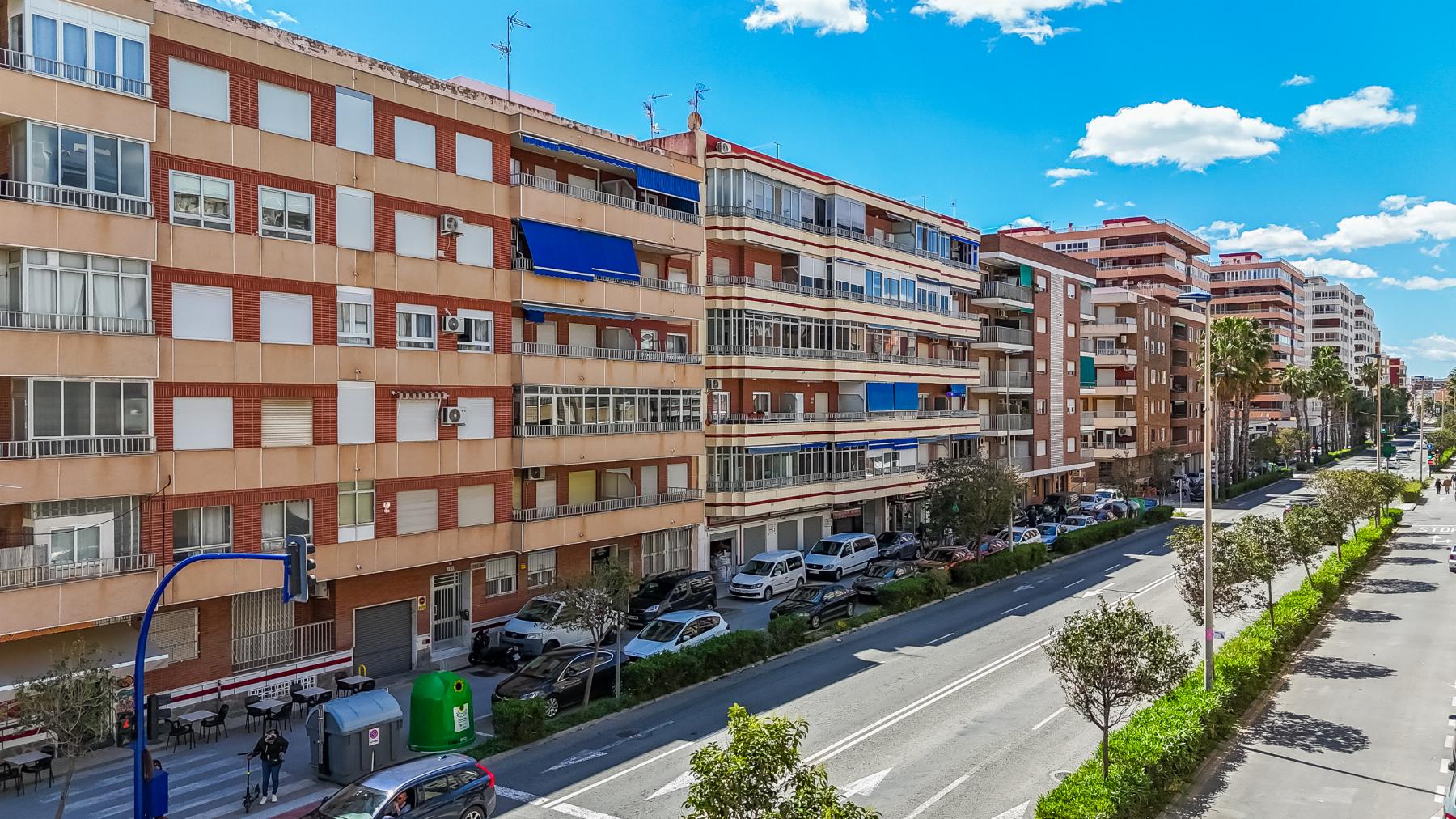 Resale - 3 Bedroom 2 Bathroom Apartamento in Torrevieja - Playa del Acequión - Alicante Resale - 3 Bedroom 2 Bathroom Apartamento in Torrevieja - Playa del Acequión - Alicante