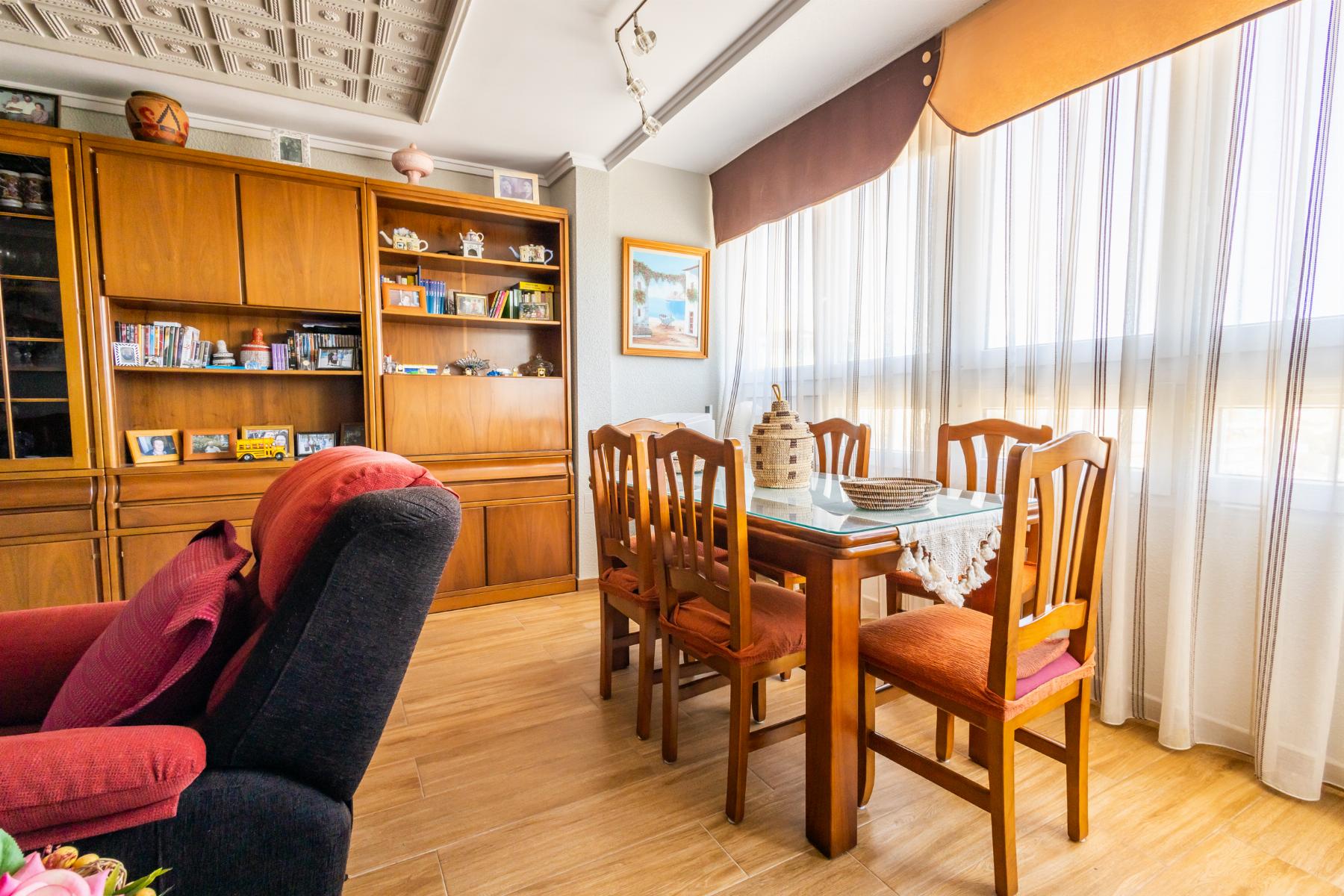 Resale - 3 Bedroom 2 Bathroom Apartamento in Torrevieja - Playa del Acequión - Alicante Resale - 3 Bedroom 2 Bathroom Apartamento in Torrevieja - Playa del Acequión - Alicante