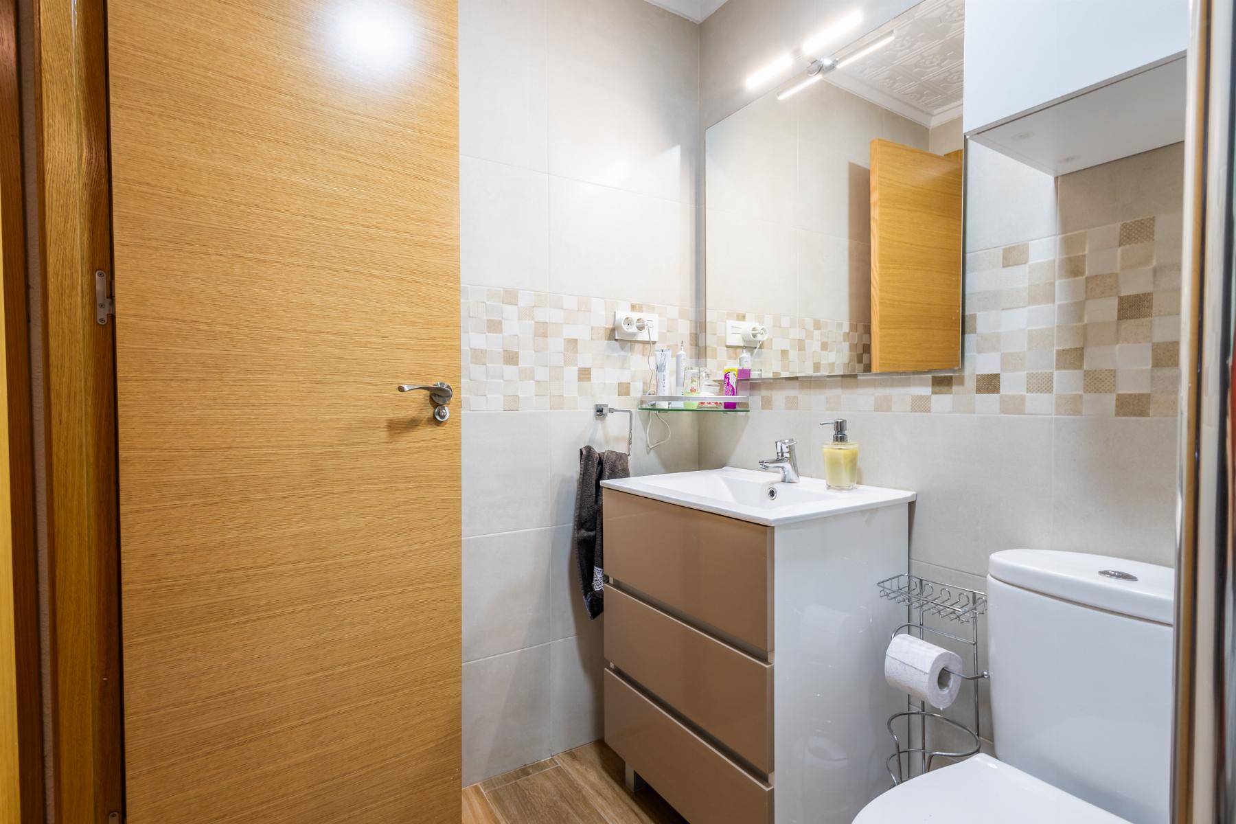 Resale - 3 Bedroom 2 Bathroom Apartamento in Torrevieja - Playa del Acequión - Alicante Resale - 3 Bedroom 2 Bathroom Apartamento in Torrevieja - Playa del Acequión - Alicante