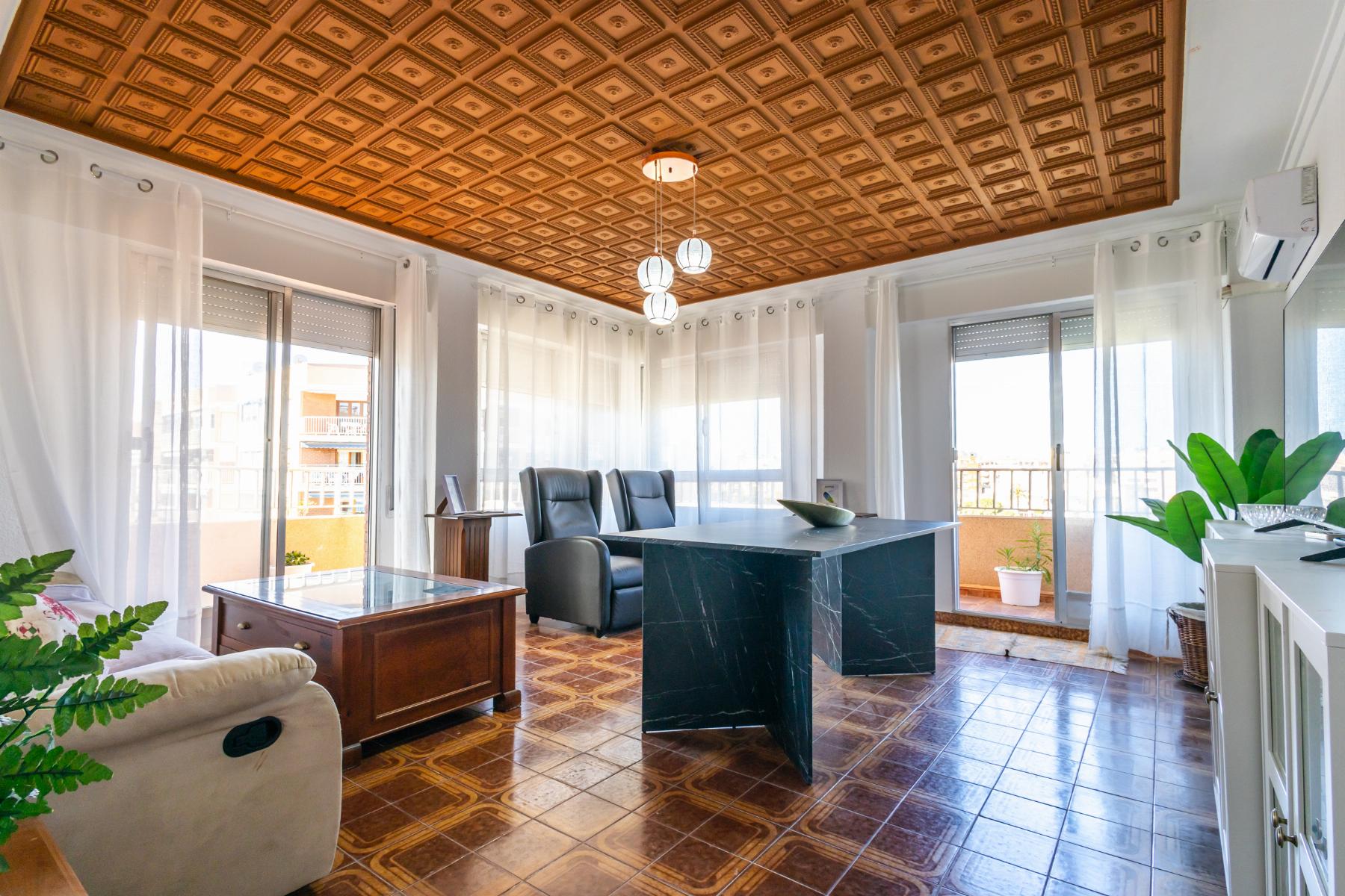Resale - 2 Bedroom 1 Bathroom Apartamento in Torrevieja - Playa del Acequión - Alicante Resale - 2 Bedroom 1 Bathroom Apartamento in Torrevieja - Playa del Acequión - Alicante