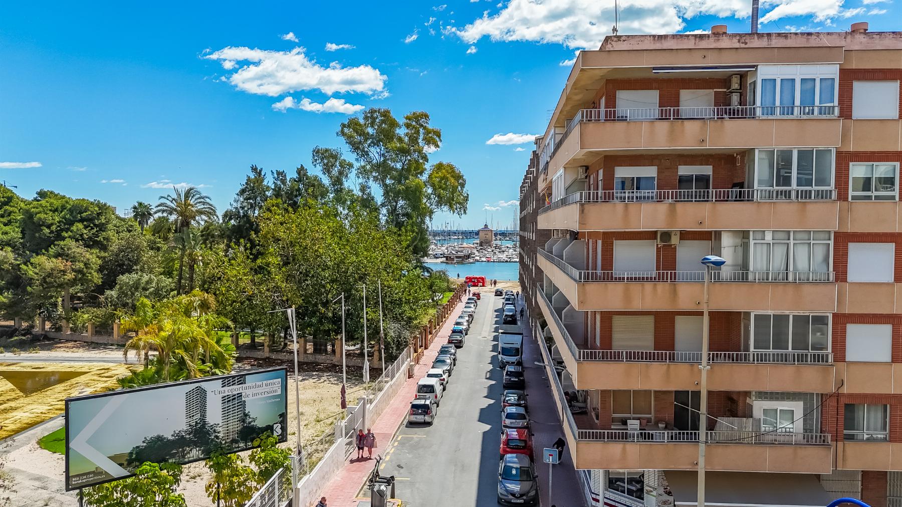 Resale - 2 Bedroom 1 Bathroom Apartamento in Torrevieja - Playa del Acequión - Alicante Resale - 2 Bedroom 1 Bathroom Apartamento in Torrevieja - Playa del Acequión - Alicante