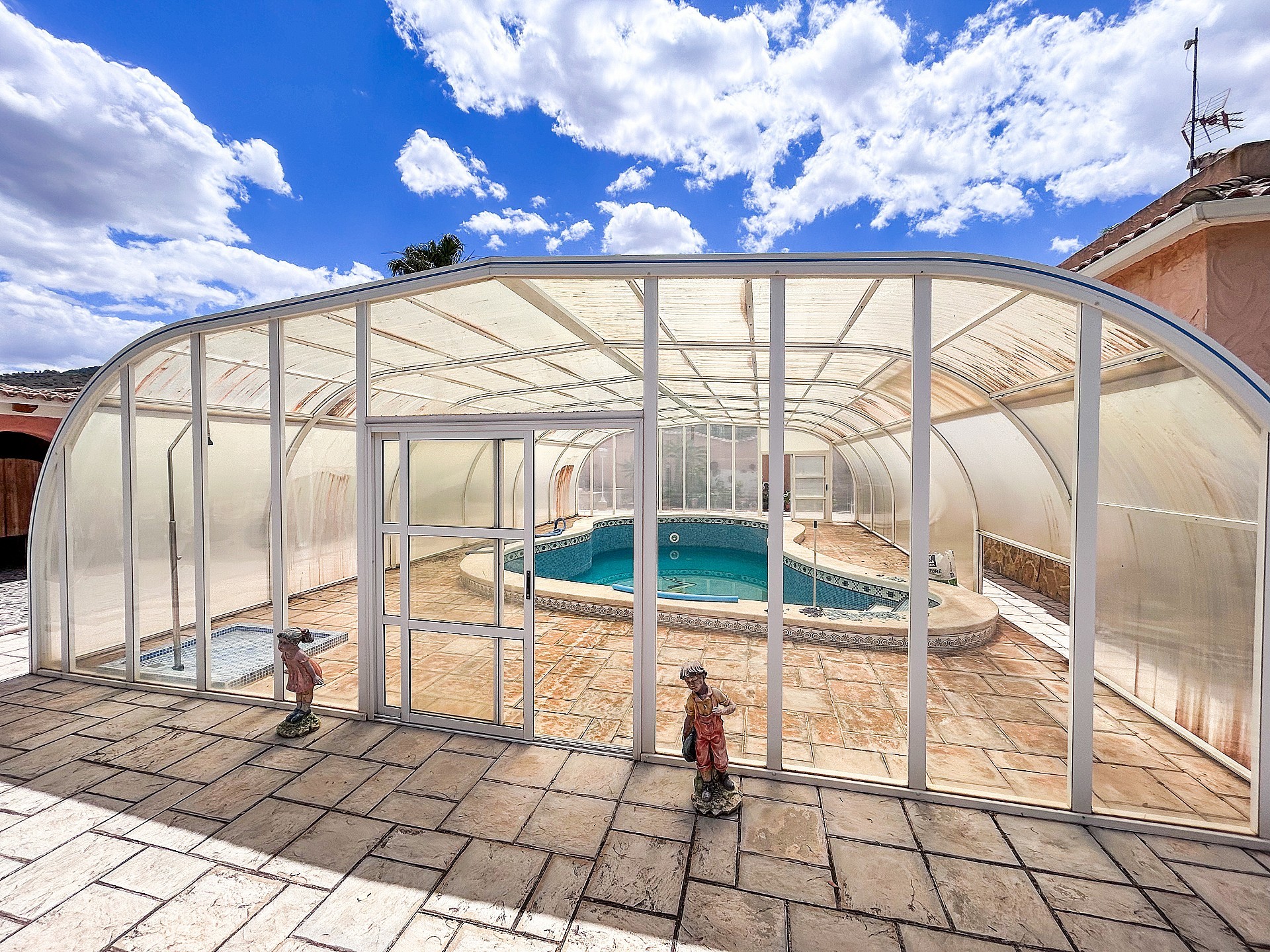 Resale - 5 Bedroom 3 Bathroom Villa in Hondón de los Frailes - - Alicante Resale - 5 Bedroom 3 Bathroom Villa in Hondón de los Frailes - - Alicante