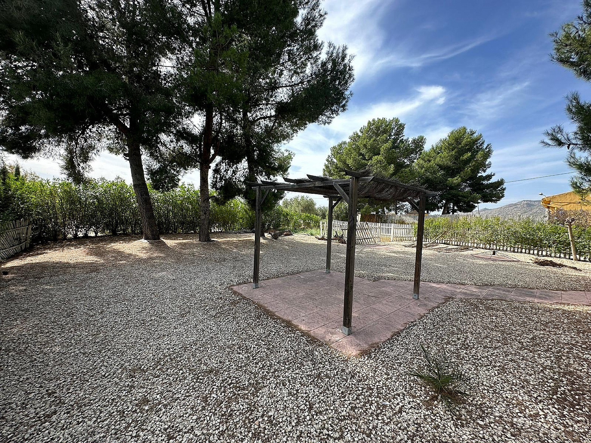 Resale - 3 Bedroom 1 Bathroom Commercial in Pinoso - - Alicante Resale - 3 Bedroom 1 Bathroom Commercial in Pinoso - - Alicante