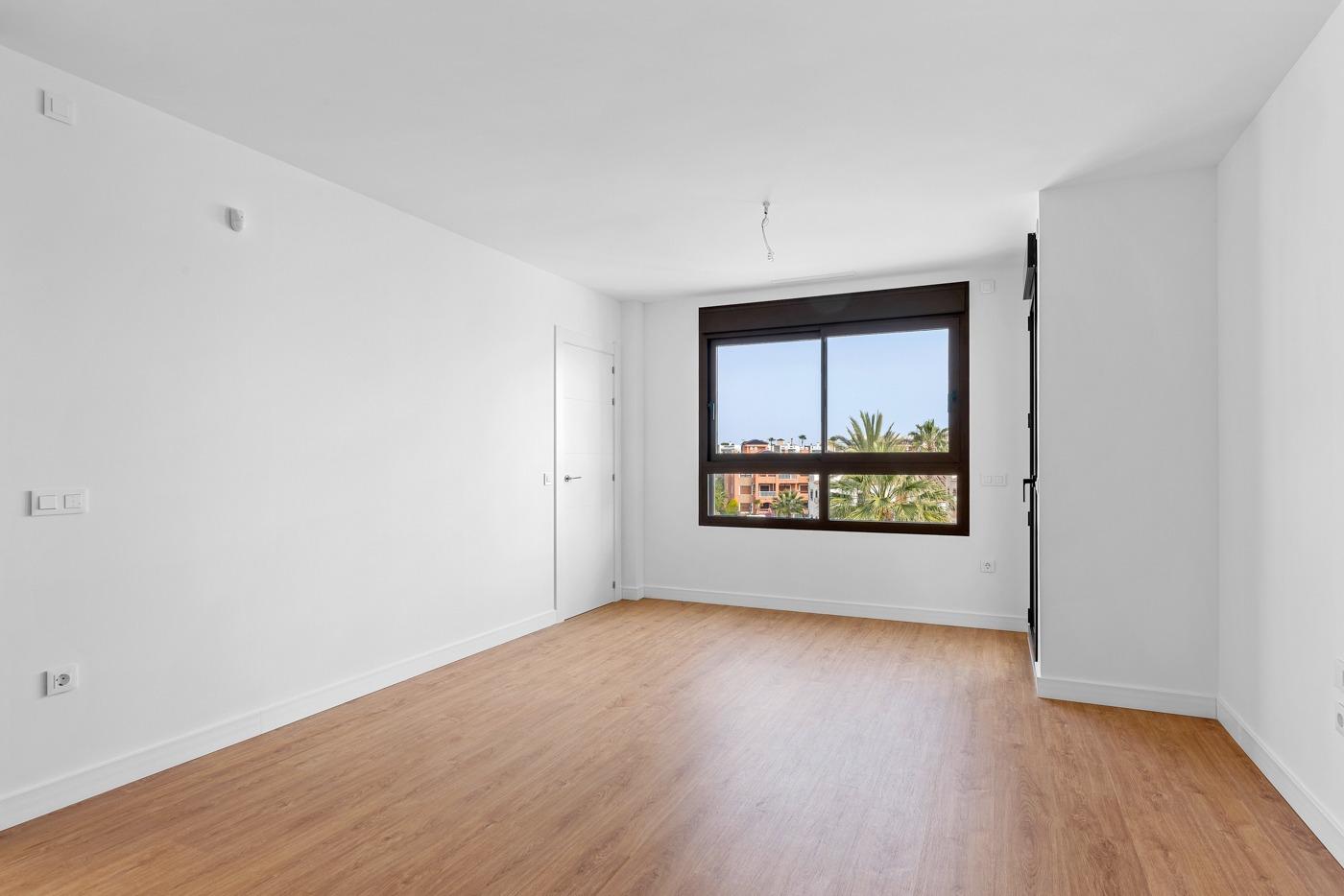 Resale - 2 Bedroom 2 Bathroom Apartamento in Orihuela Costa - Villamartin - Alicante Resale - 2 Bedroom 2 Bathroom Apartamento in Orihuela Costa - Villamartin - Alicante