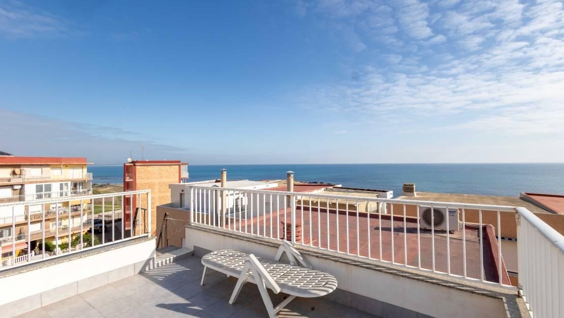 3 Bedroom 2 Bathroom Duplex in Torrevieja
