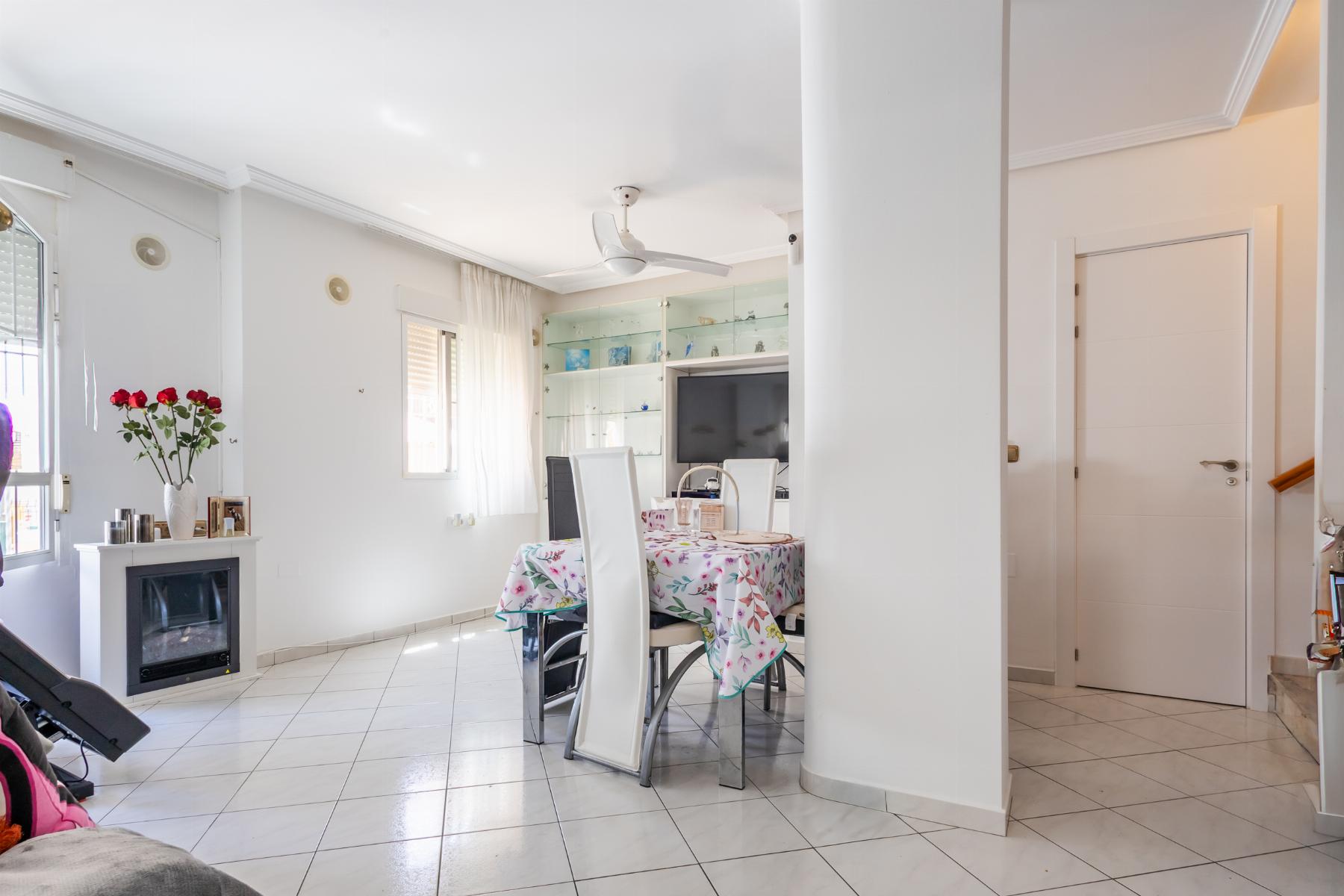 Sold - 2 Bedroom 2 Bathroom Duplex in Orihuela Costa - Lomas de Cabo Roig - Alicante Sold - 2 Bedroom 2 Bathroom Duplex in Orihuela Costa - Lomas de Cabo Roig - Alicante