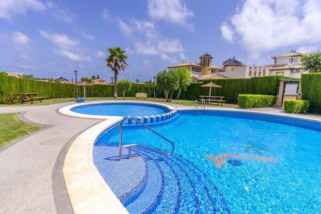 Sold - 2 Bedroom 2 Bathroom Duplex in Orihuela Costa - Lomas de Cabo Roig - Alicante Sold - 2 Bedroom 2 Bathroom Duplex in Orihuela Costa - Lomas de Cabo Roig - Alicante